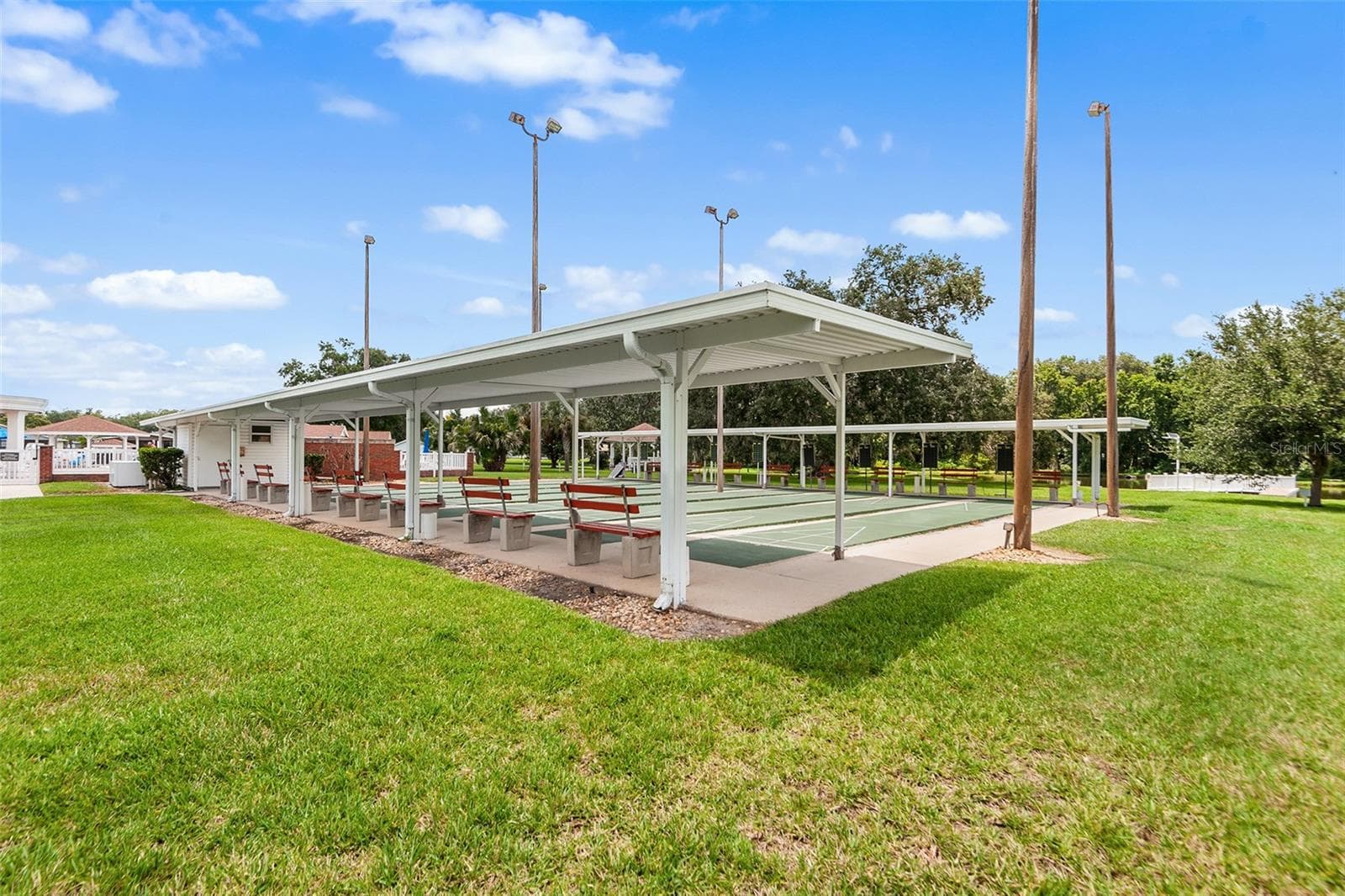 Single Family Residence at 4976 PLEASANT HOLLOW TRL, LAKELAND, photo 31 of 36