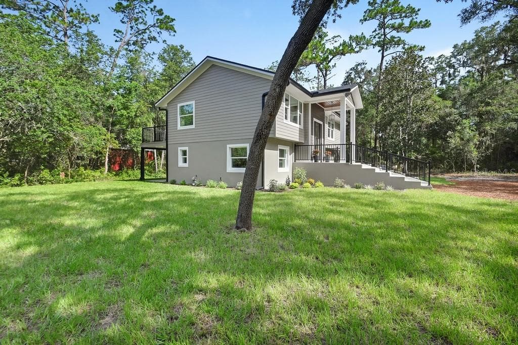 Corner View - 1530 DEERMOSS LN, DELAND