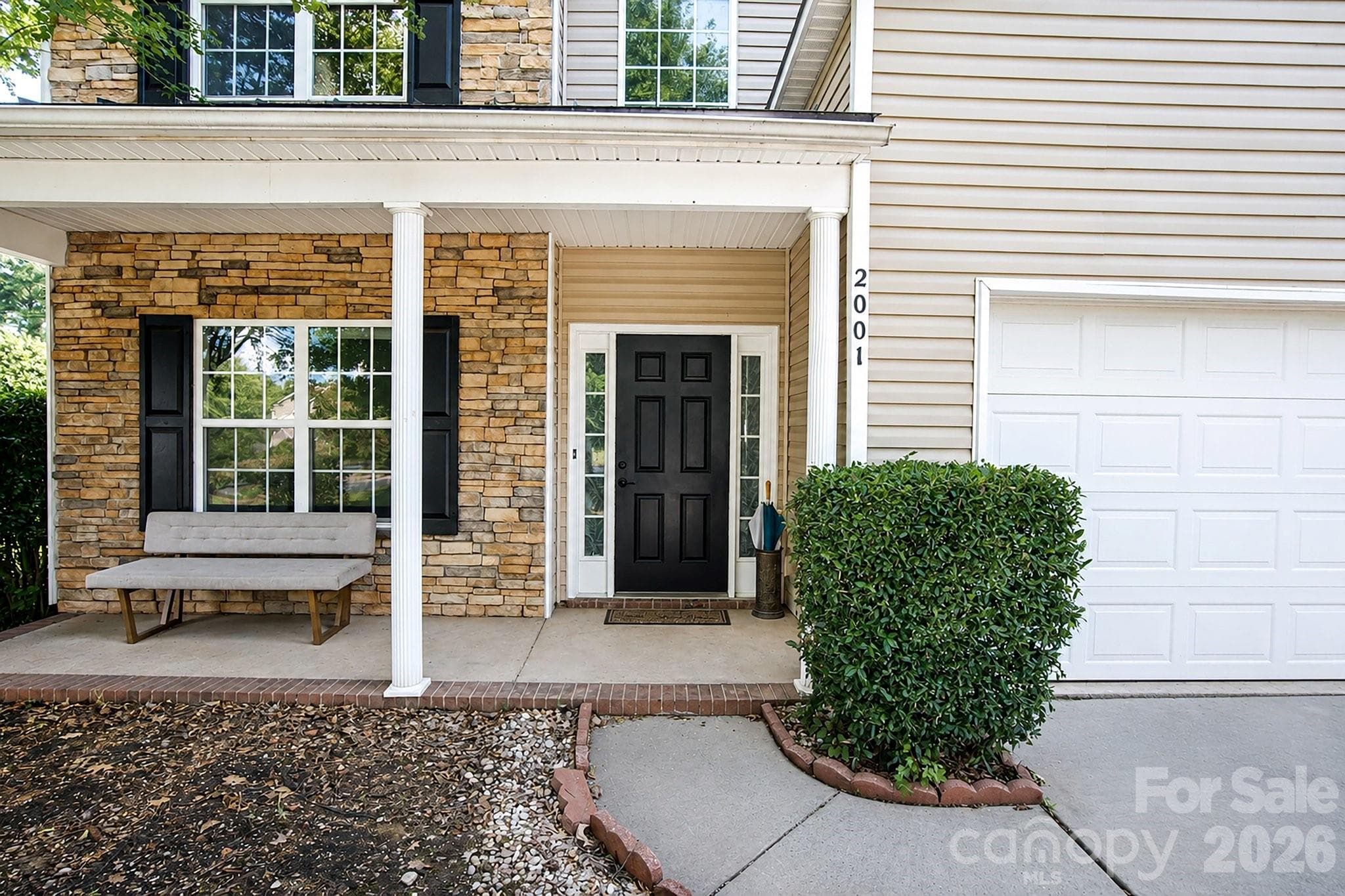 Single Family Residence at 2001 Choke Berry Way, Waxhaw, photo 3 of 44