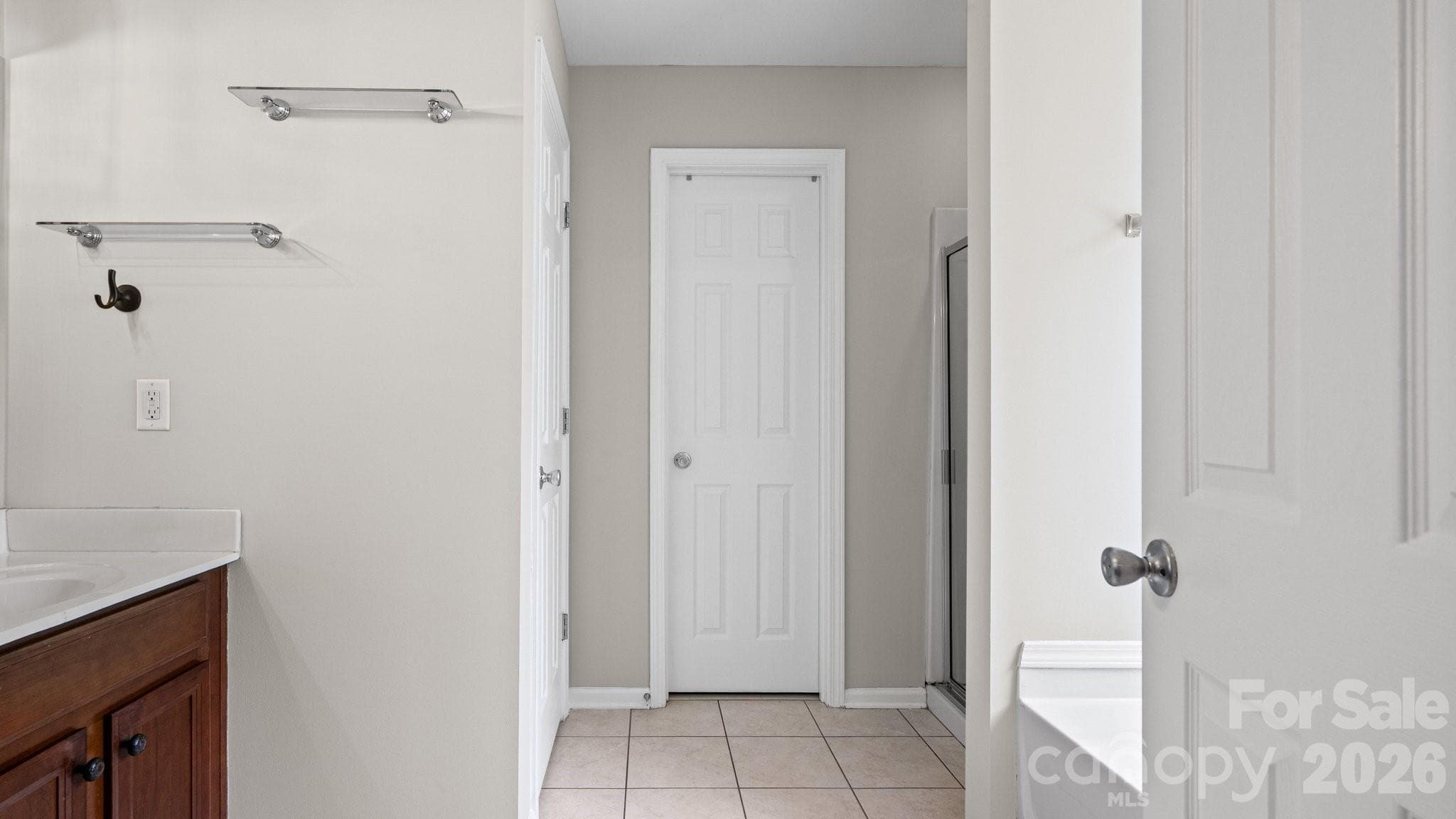 Primary en-suite bathroom - 2001 Choke Berry Way, Waxhaw