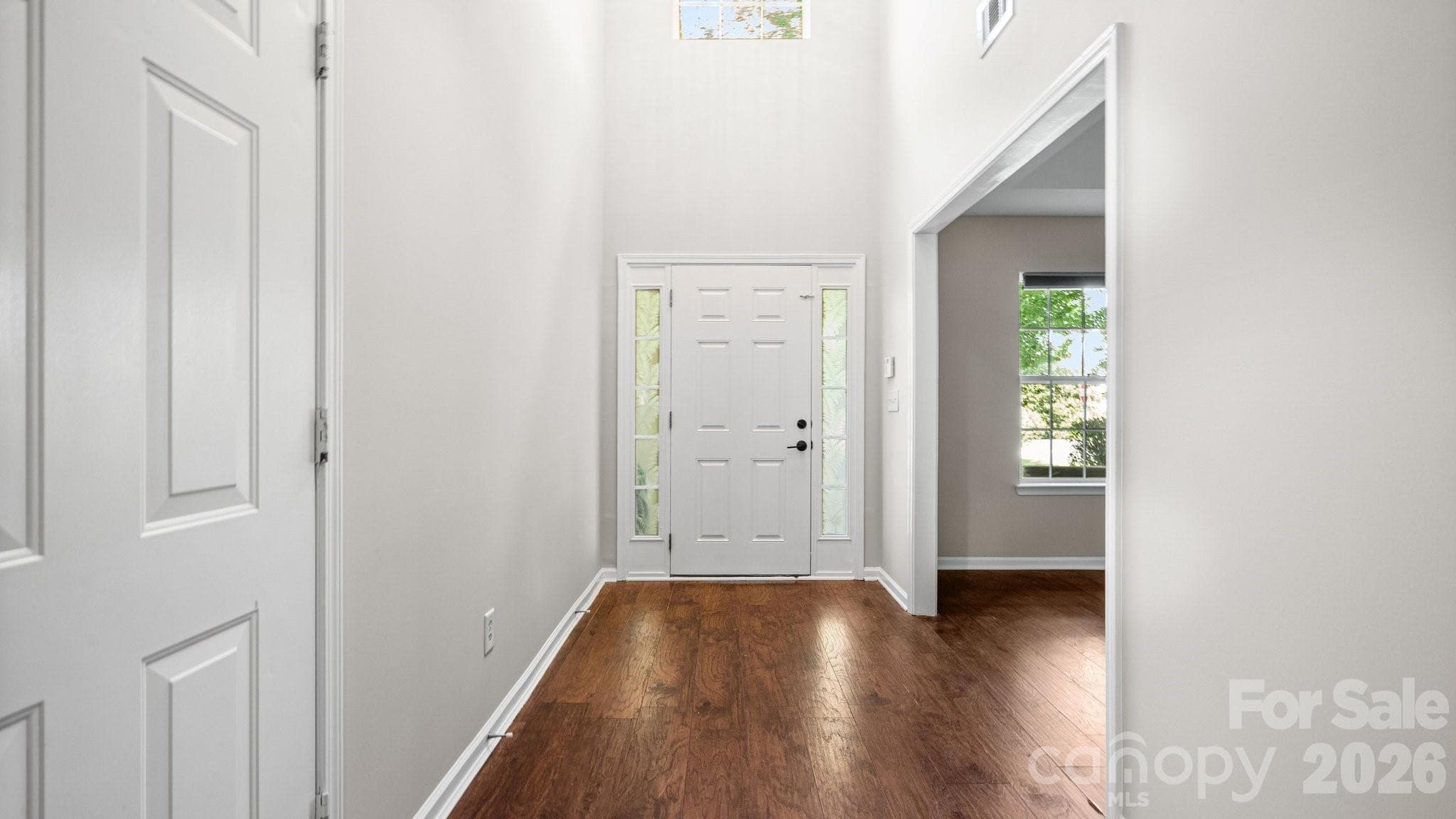 Single Family Residence at 2001 Choke Berry Way, Waxhaw, photo 4 of 44