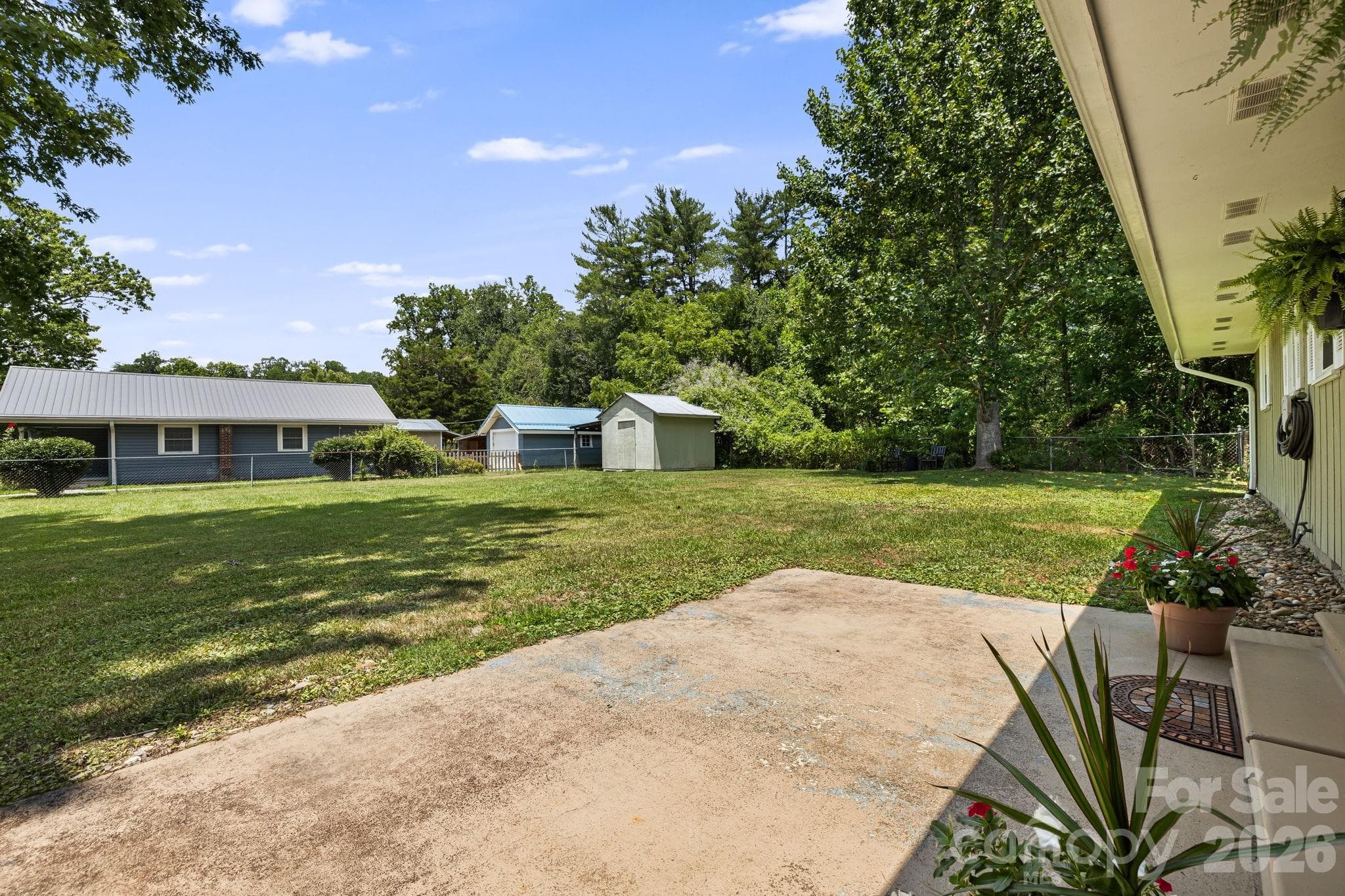 Single Family Residence at 490 ecusta Road, Brevard, photo 19 of 25