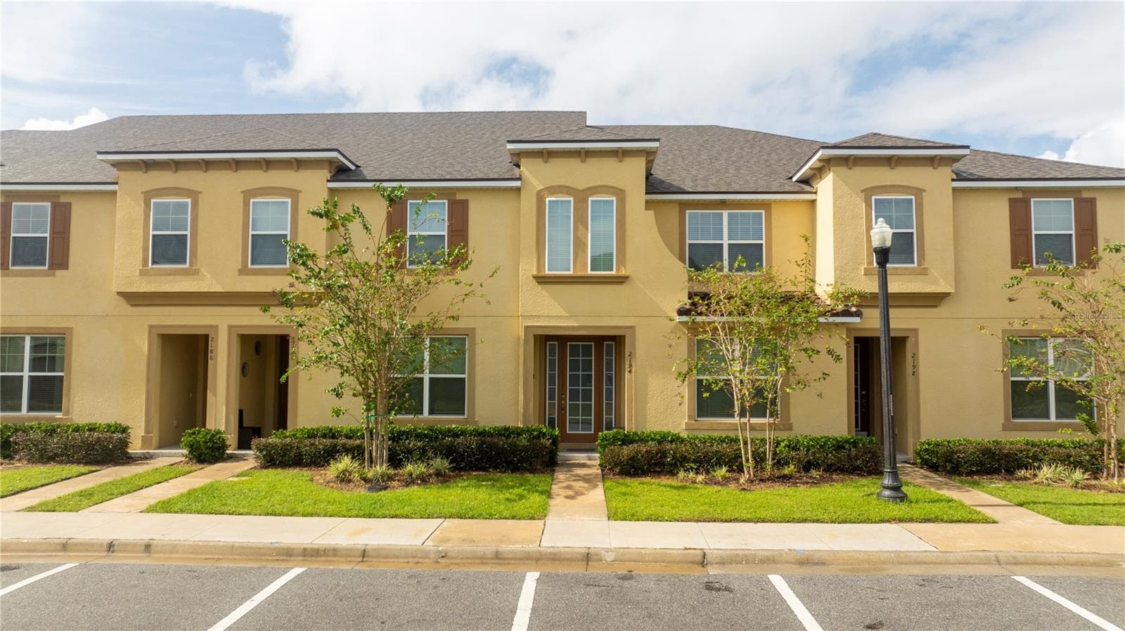 2194 FLEMING MIST PL