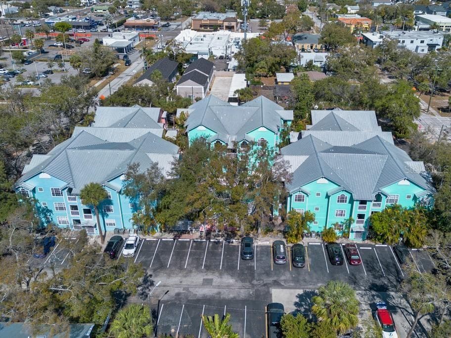 Condominium at 3002 W CLEVELAND ST #D11, TAMPA, photo 40 of 48