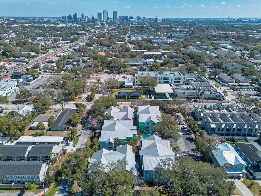 Condominium at 3002 W CLEVELAND ST #D11, TAMPA, photo 43 of 48