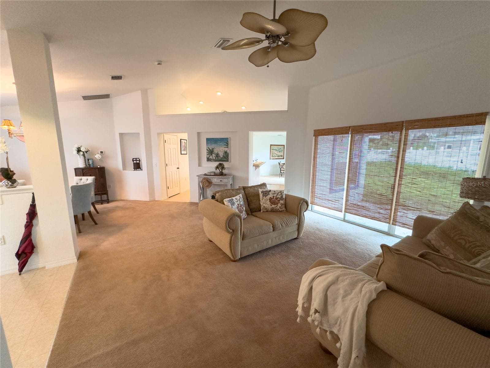 Single Family Residence at 13076 SW 78TH TER, OCALA, photo 4 of 35