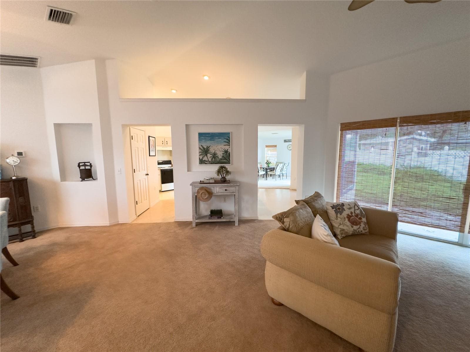 Single Family Residence at 13076 SW 78TH TER, OCALA, photo 8 of 35