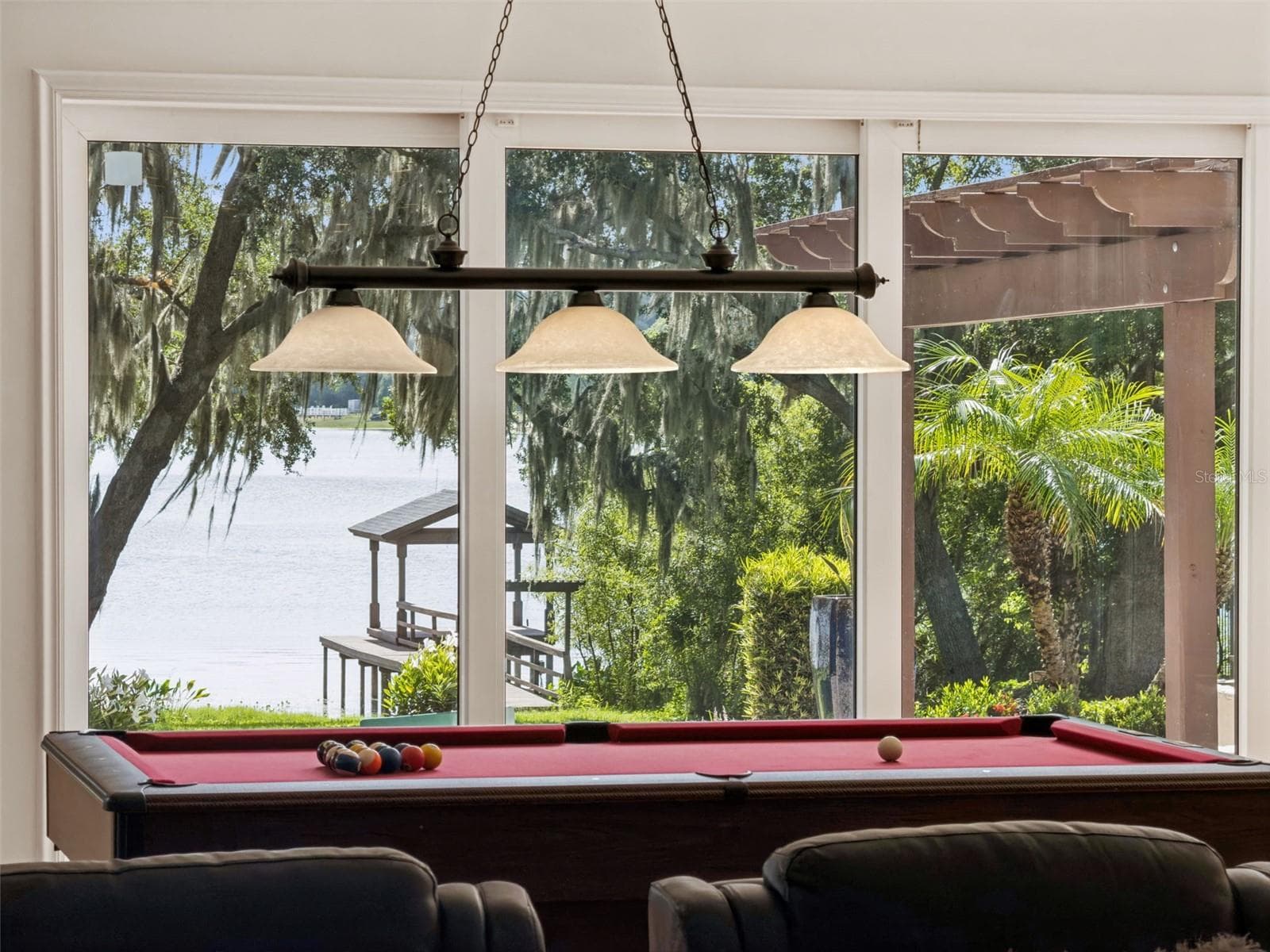 Just relax - 1629 HEMPEL AVE, WINDERMERE