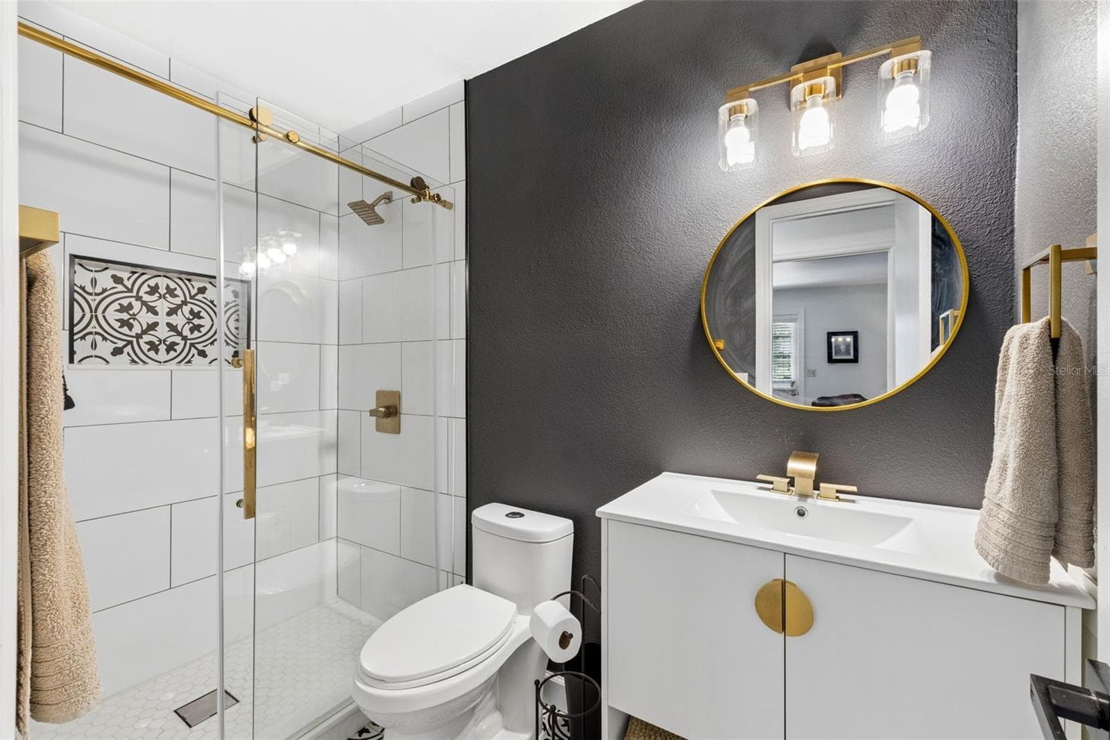Bathroom #3 - GUEST HOUSE - 1629 HEMPEL AVE, WINDERMERE