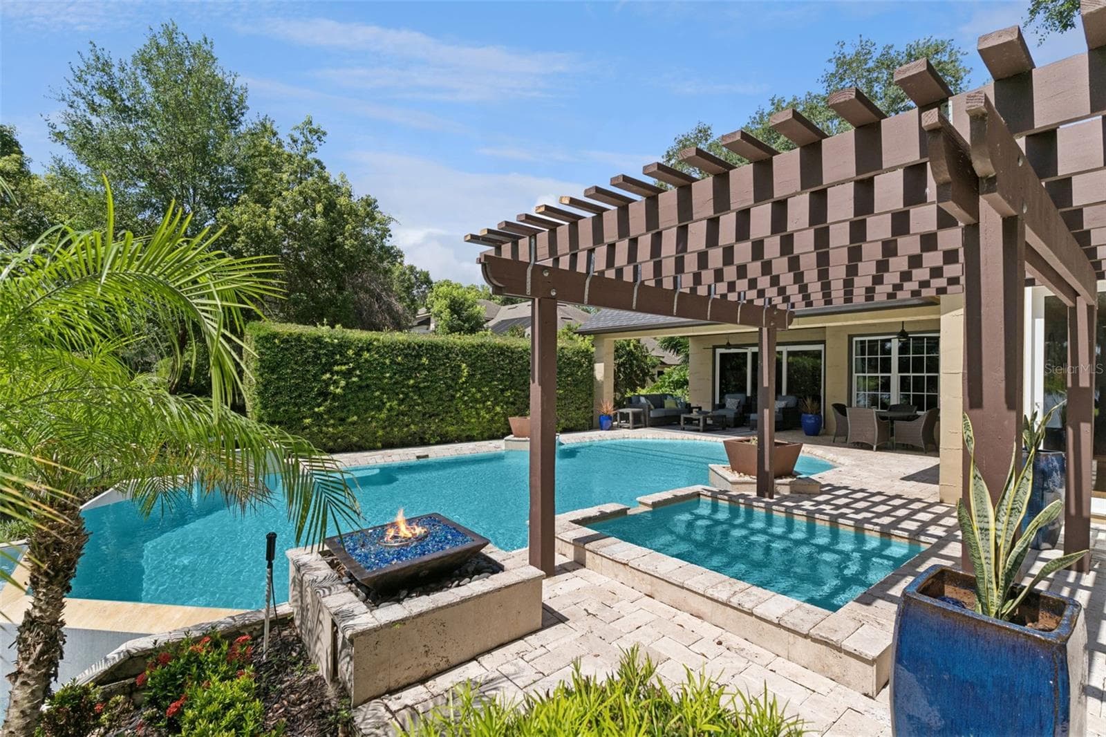 Hot tub with fire pit feature. Large enough for six but I prefer just two - 1629 HEMPEL AVE, WINDERMERE