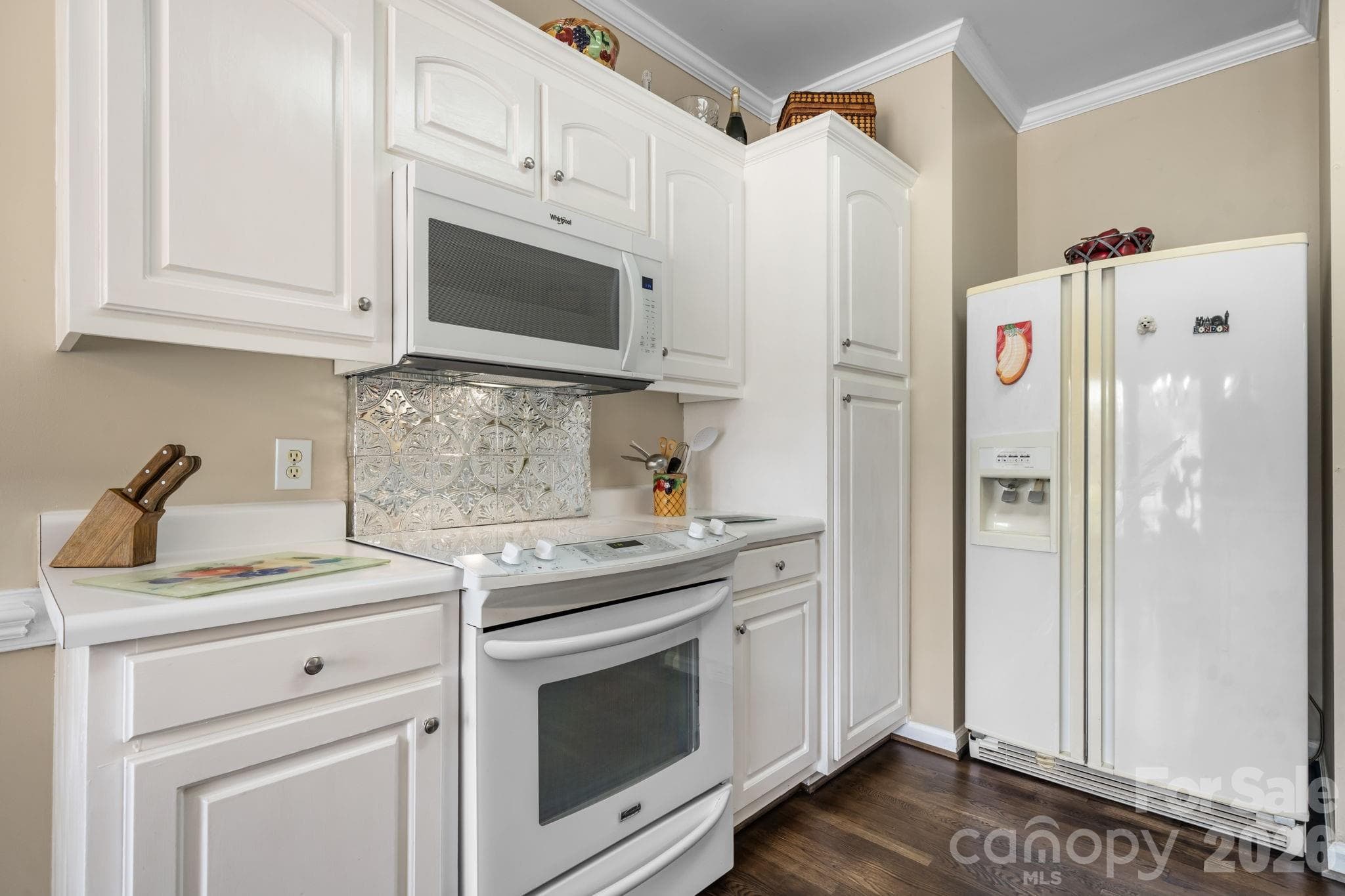 Single Family Residence at 3992 Brickfield Street, Hickory, photo 16 of 41