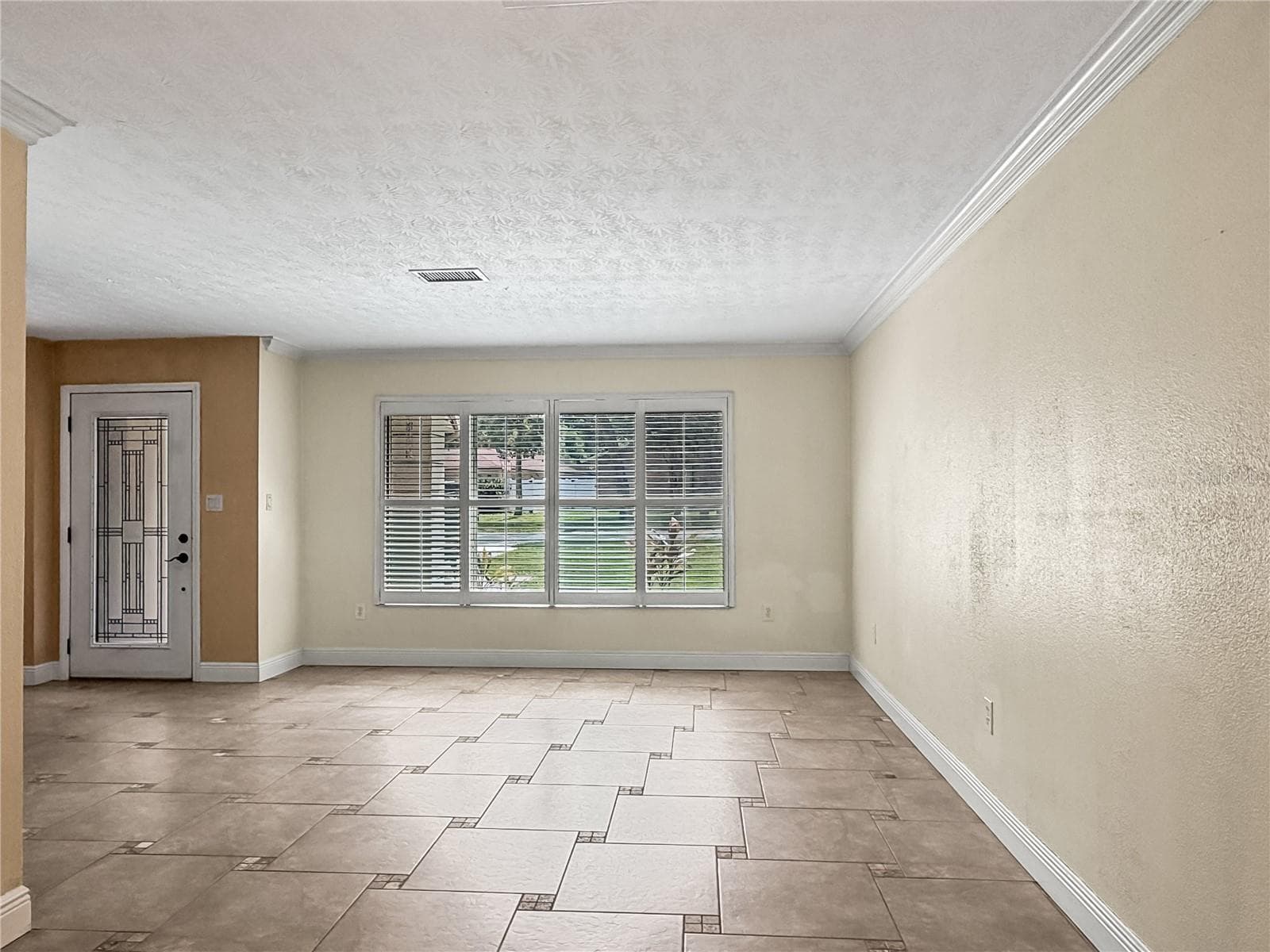 Living Room - 1011 WINDING OAKS DR, PALM HARBOR