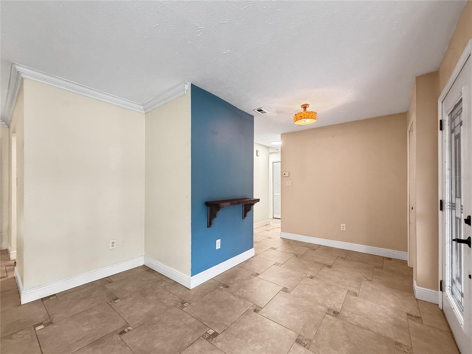 Front Entry - 1011 WINDING OAKS DR, PALM HARBOR