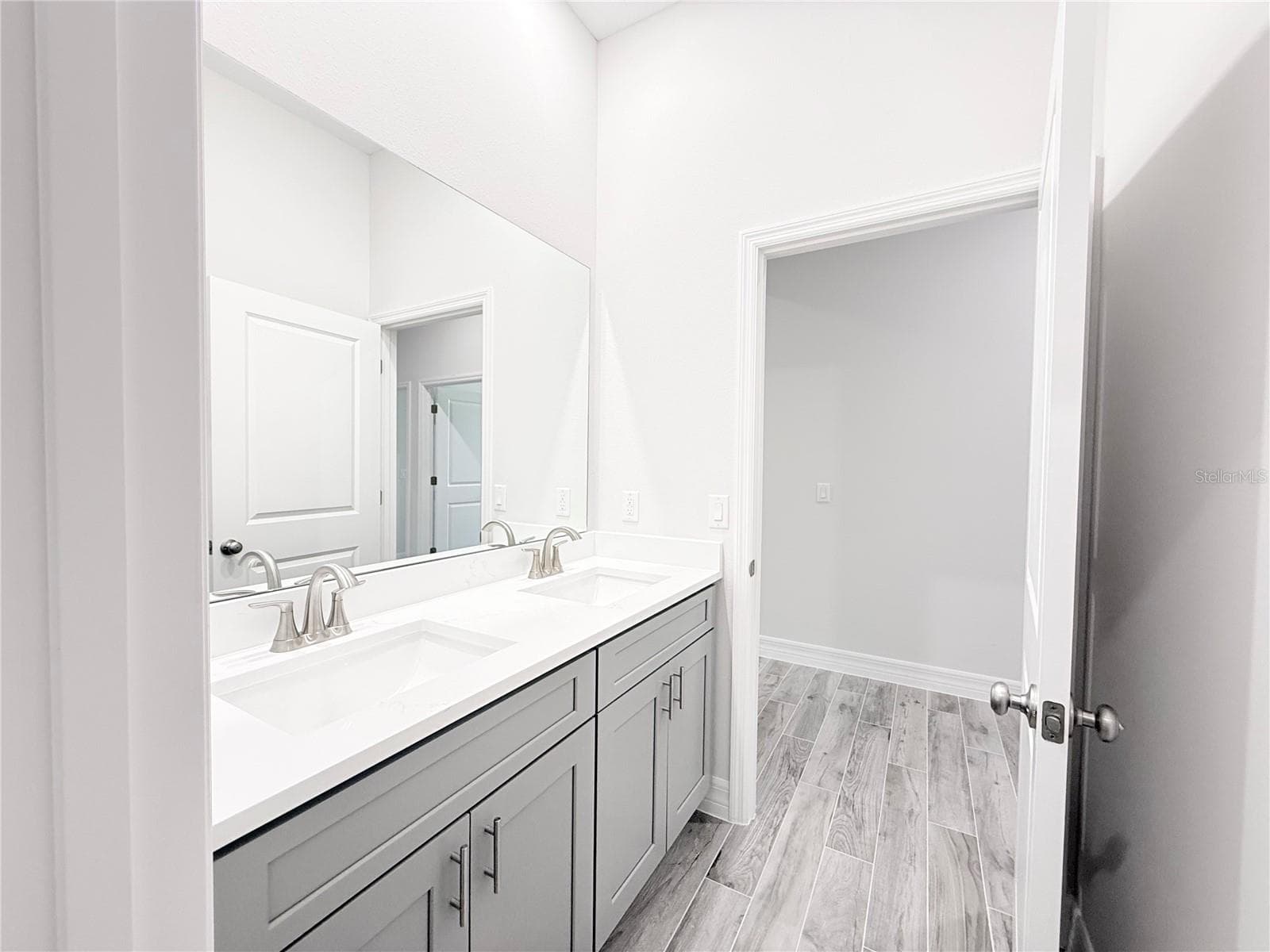 2nd Bathroom - 30280 W BLUEBELL AVE, EUSTIS