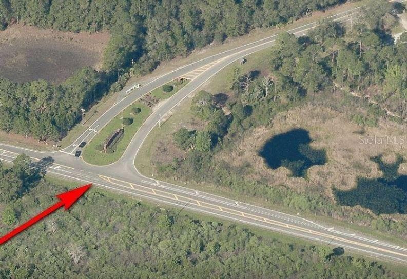 Entering Royal Trails - 30280 W BLUEBELL AVE, EUSTIS