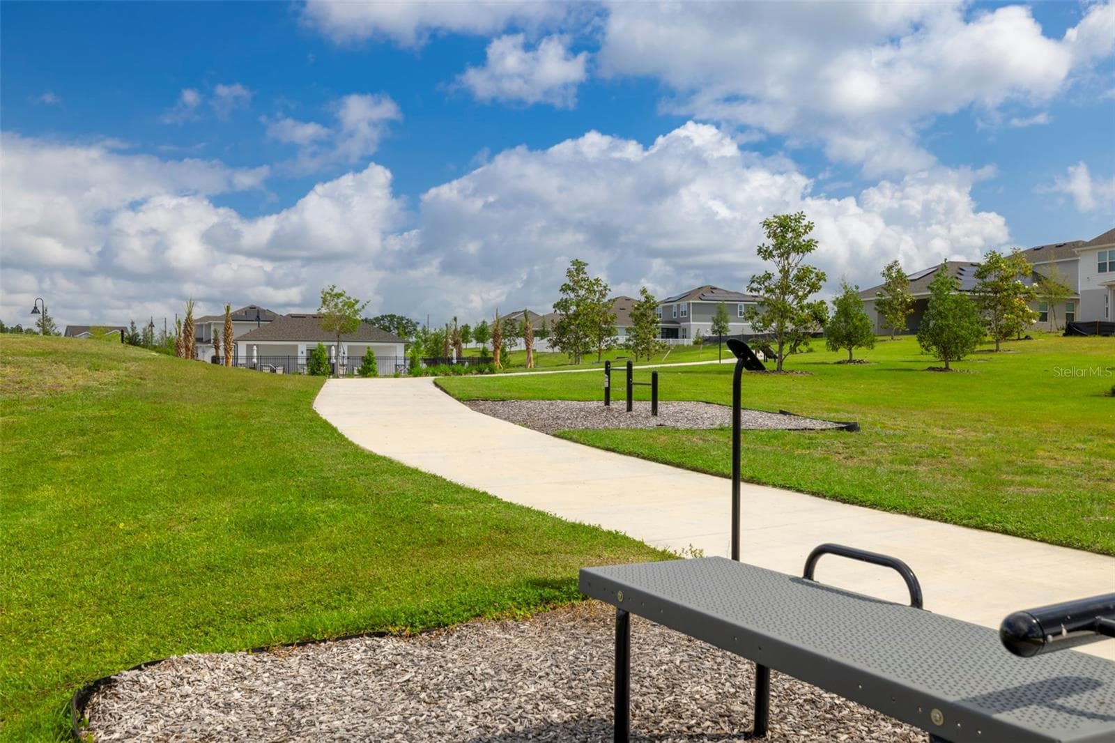 Community Walking Trail with Fitness Equipment - 4707 LAUREL SITE LOOP, APOPKA