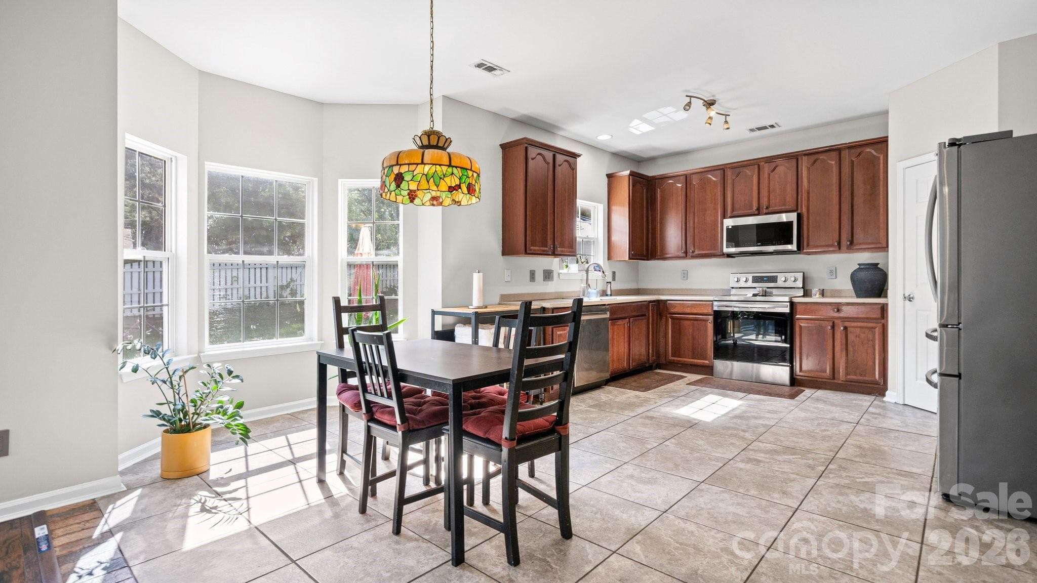 Single Family Residence at 2001 Choke Berry Way, Waxhaw, photo 14 of 44