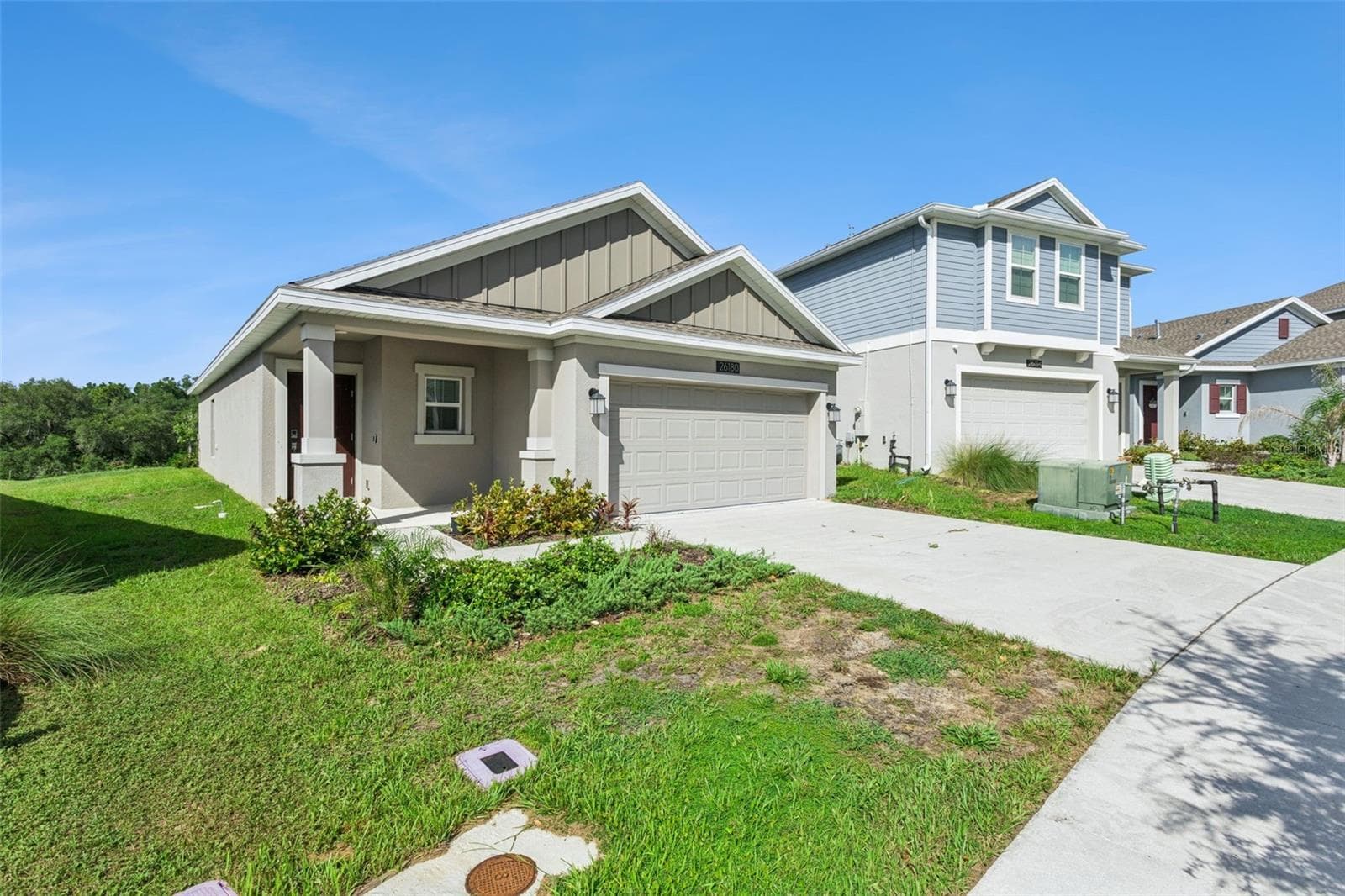 Single Family Residence at 26180 FEATHERGRASS CIR, LEESBURG, photo 2 of 33