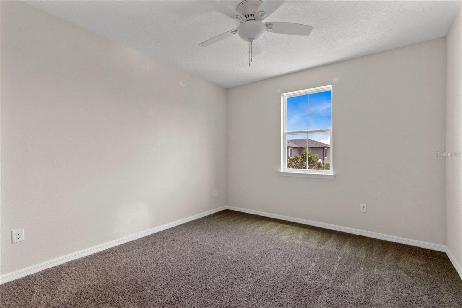 Single Family Residence at 2819 STONEGATE DR, OCOEE, photo 33 of 63