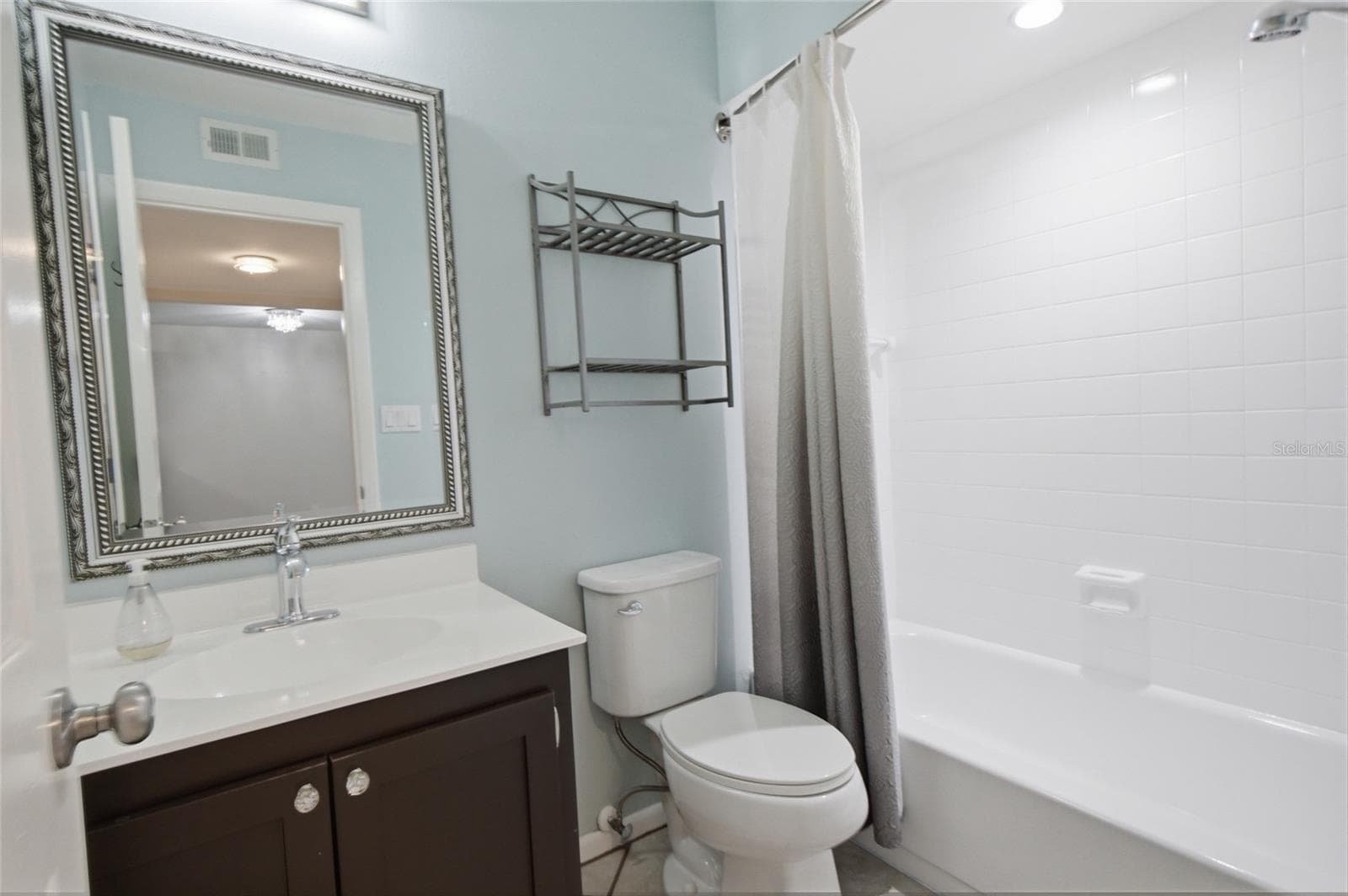 Condominium at 6033 34TH ST W #136, BRADENTON, photo 19 of 36