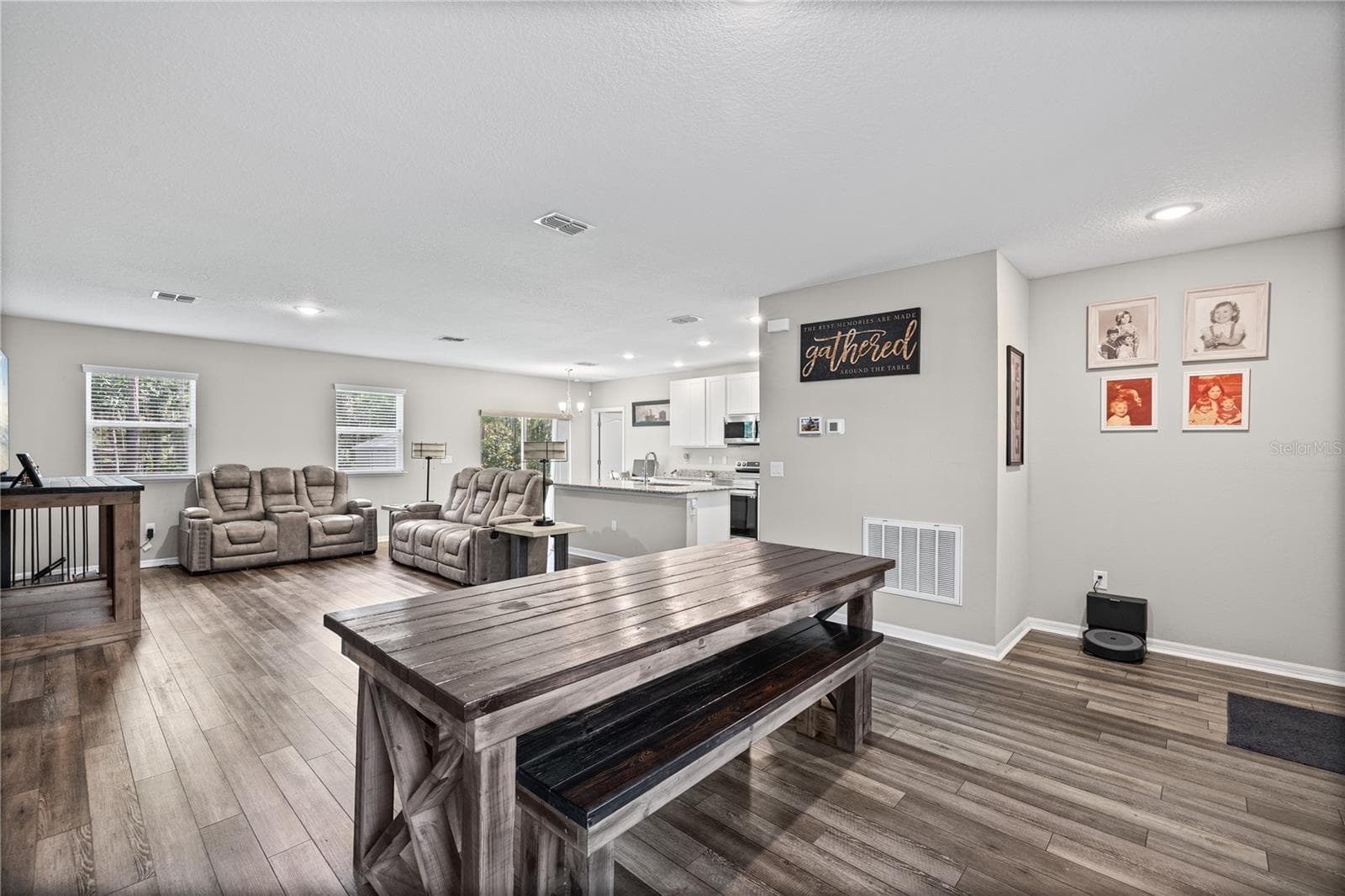 Single Family Residence at 14241 RAVINE AVE, WEEKI WACHEE, photo 9 of 62
