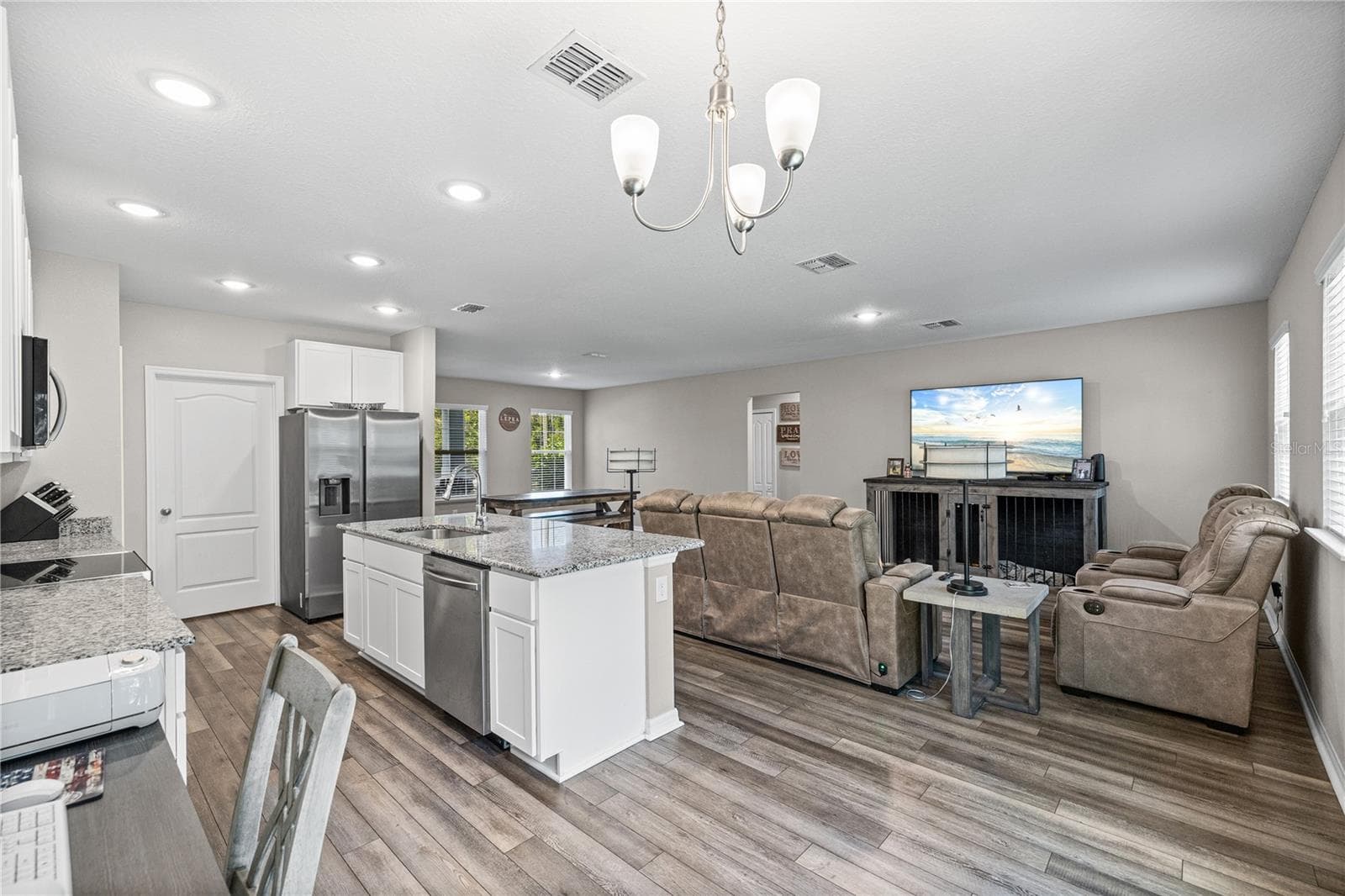 Single Family Residence at 14241 RAVINE AVE, WEEKI WACHEE, photo 17 of 62