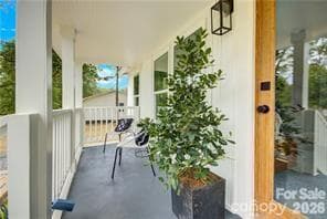 Single Family Residence at 515 Roberts Avenue, York, photo 2 of 15