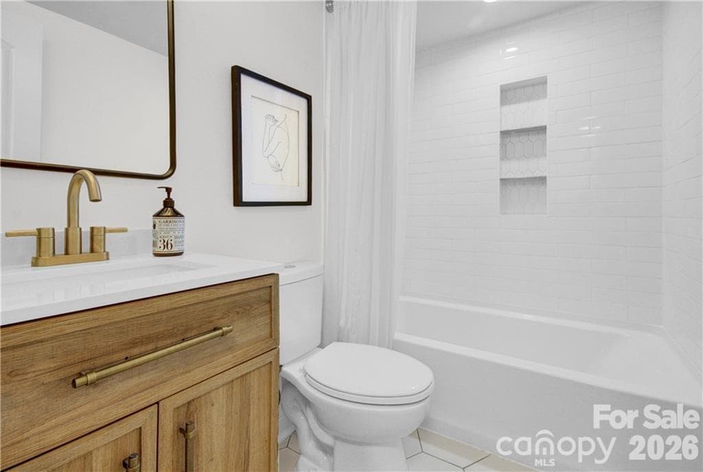 Single Family Residence at 515 Roberts Avenue, York, photo 11 of 15