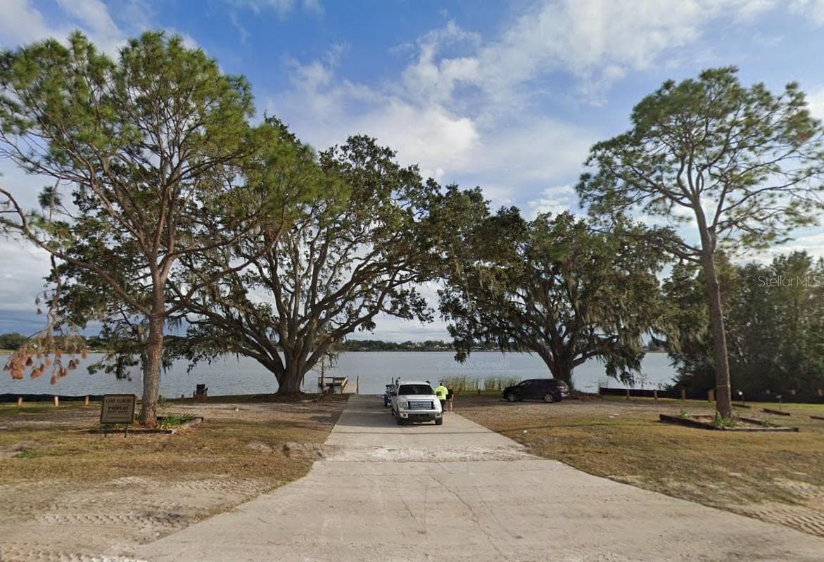 Lake Elbert Park - 706 AVENUE I NE, WINTER HAVEN