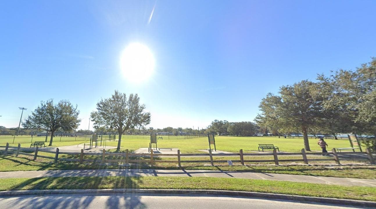PSC Exercise Park and Walking Trails - 706 AVENUE I NE, WINTER HAVEN