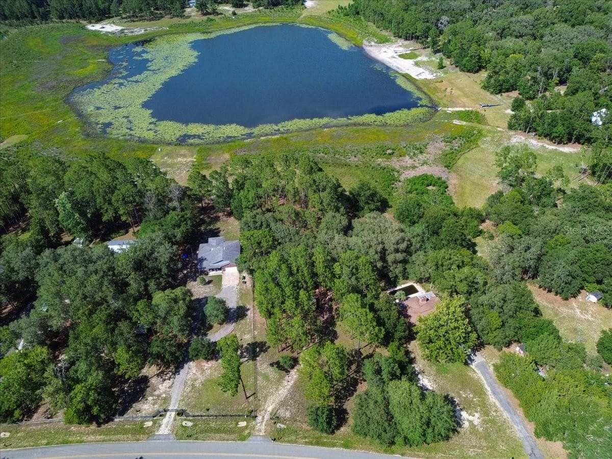 Single Family Residence at 235 ASHLEY LAKE DR, MELROSE, photo 36 of 44