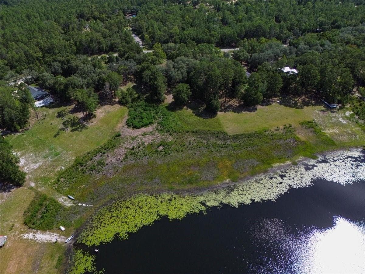 Single Family Residence at 235 ASHLEY LAKE DR, MELROSE, photo 41 of 44