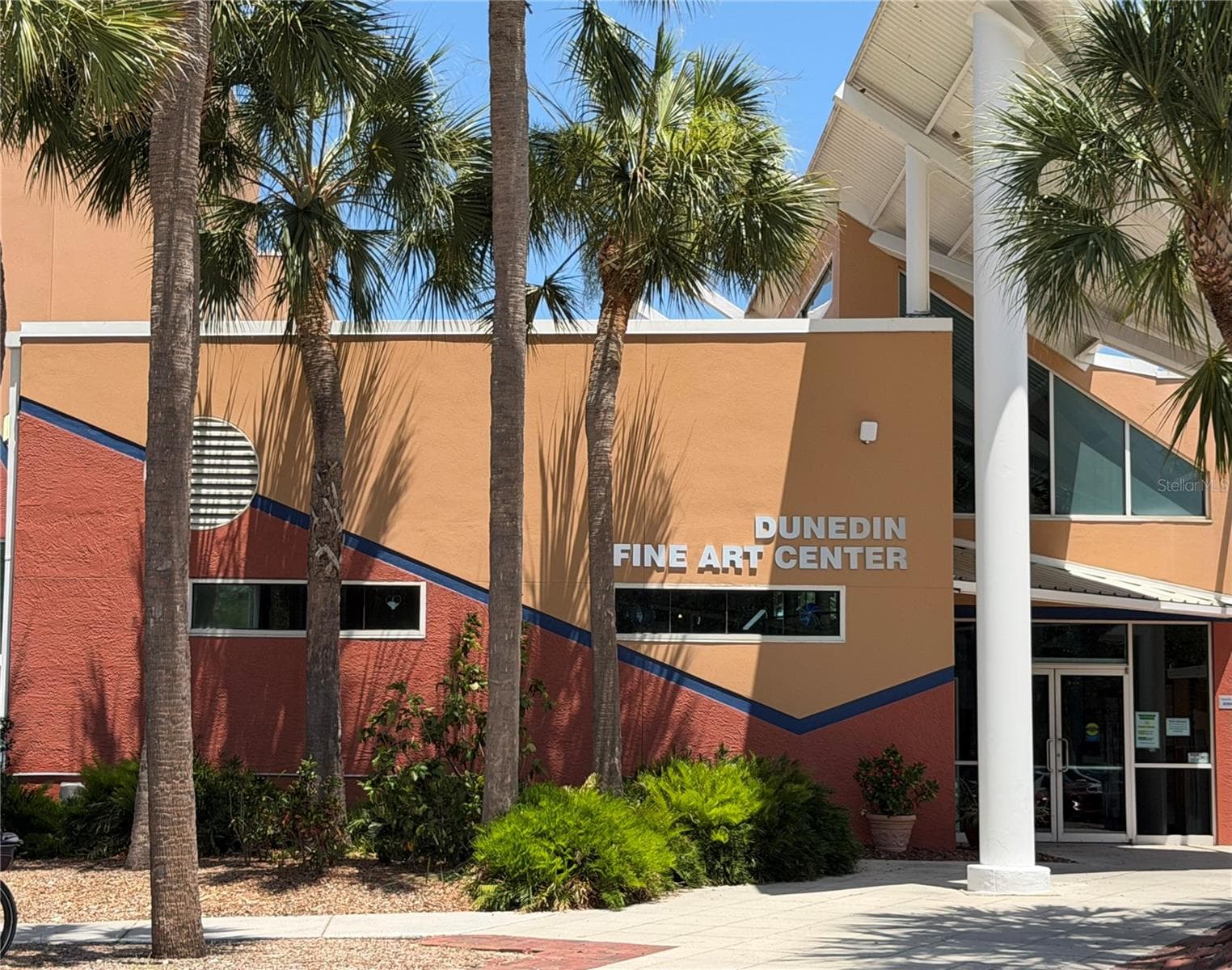 Dunedin Fine Arts Center - 1011 WINDING OAKS DR, PALM HARBOR