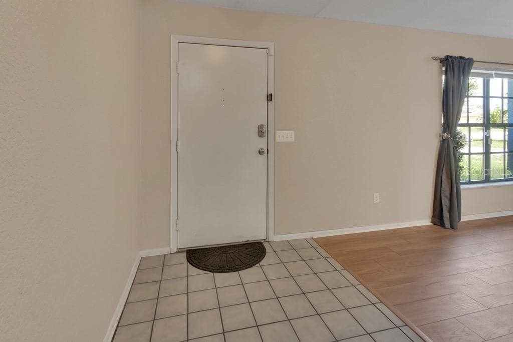 Single Family Residence at 3018 BONKIRK DR, DELTONA, photo 8 of 37