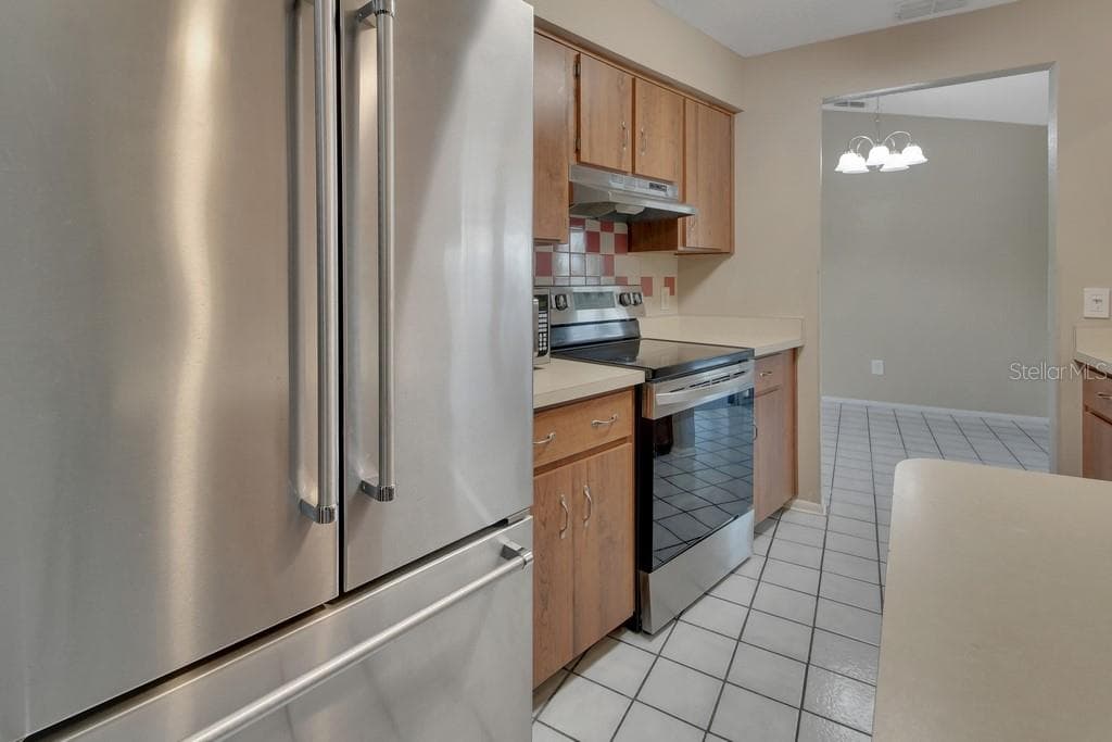Single Family Residence at 3018 BONKIRK DR, DELTONA, photo 11 of 37