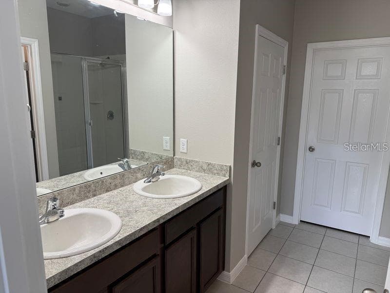 Single Family Residence at 3345 CURLEW AVE, LEESBURG, photo 10 of 36