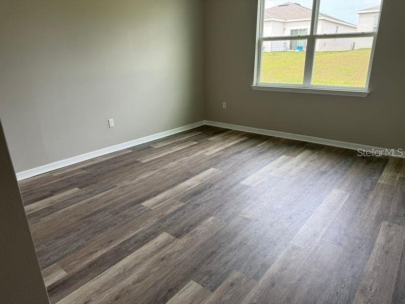 Single Family Residence at 3345 CURLEW AVE, LEESBURG, photo 13 of 36
