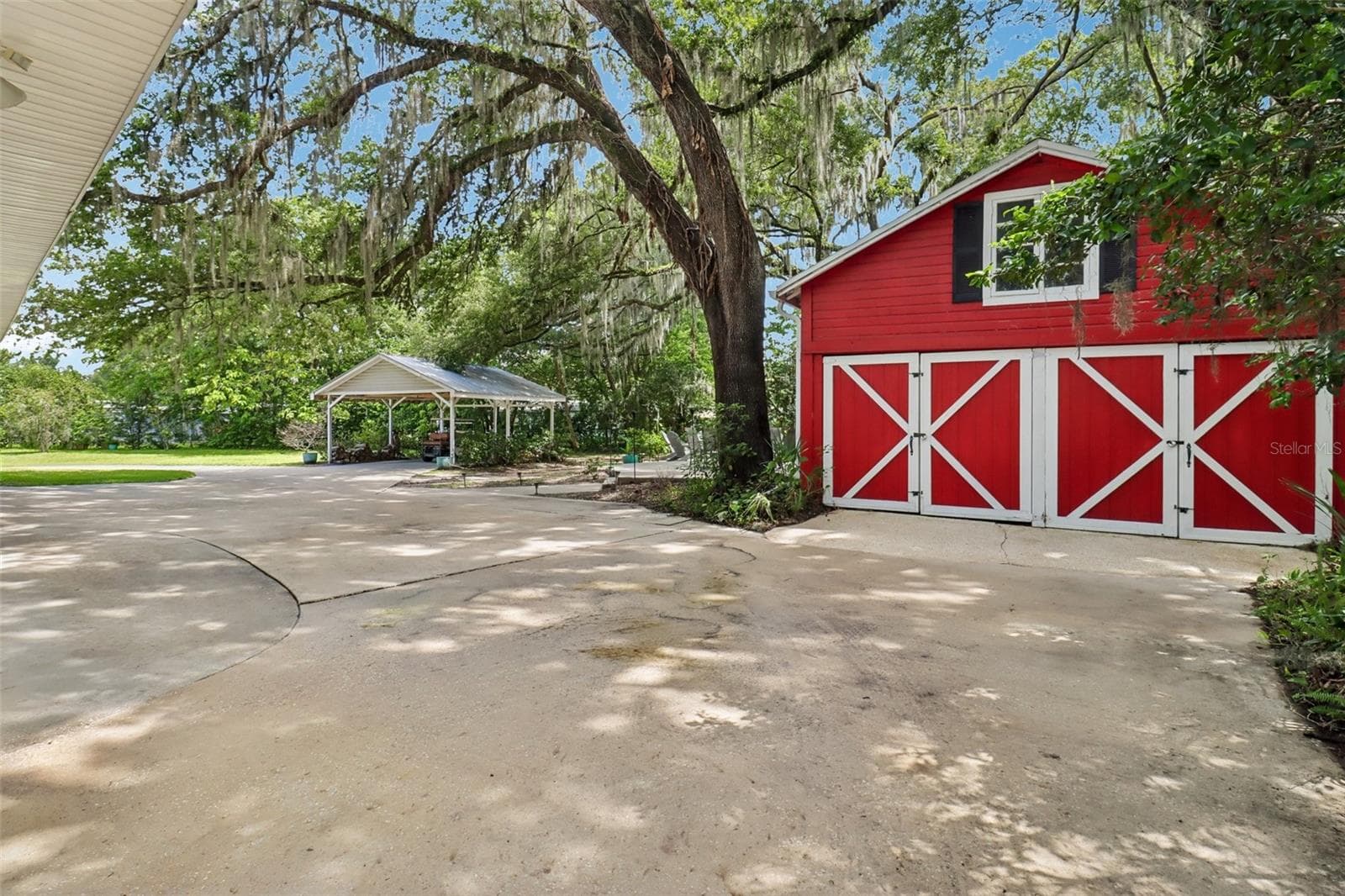Single Family Residence at 649 GLENWAY DR, SANFORD, photo 2 of 52