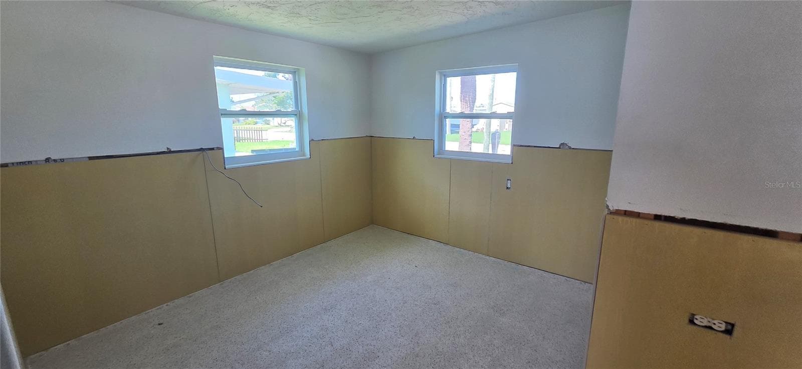 Single Family Residence at 13320 CAROL DR, HUDSON, photo 5 of 30