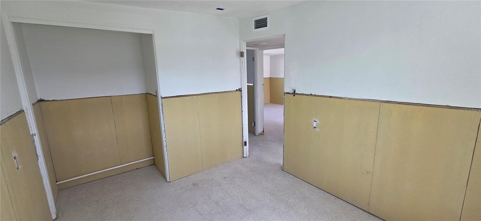 Single Family Residence at 13320 CAROL DR, HUDSON, photo 18 of 30