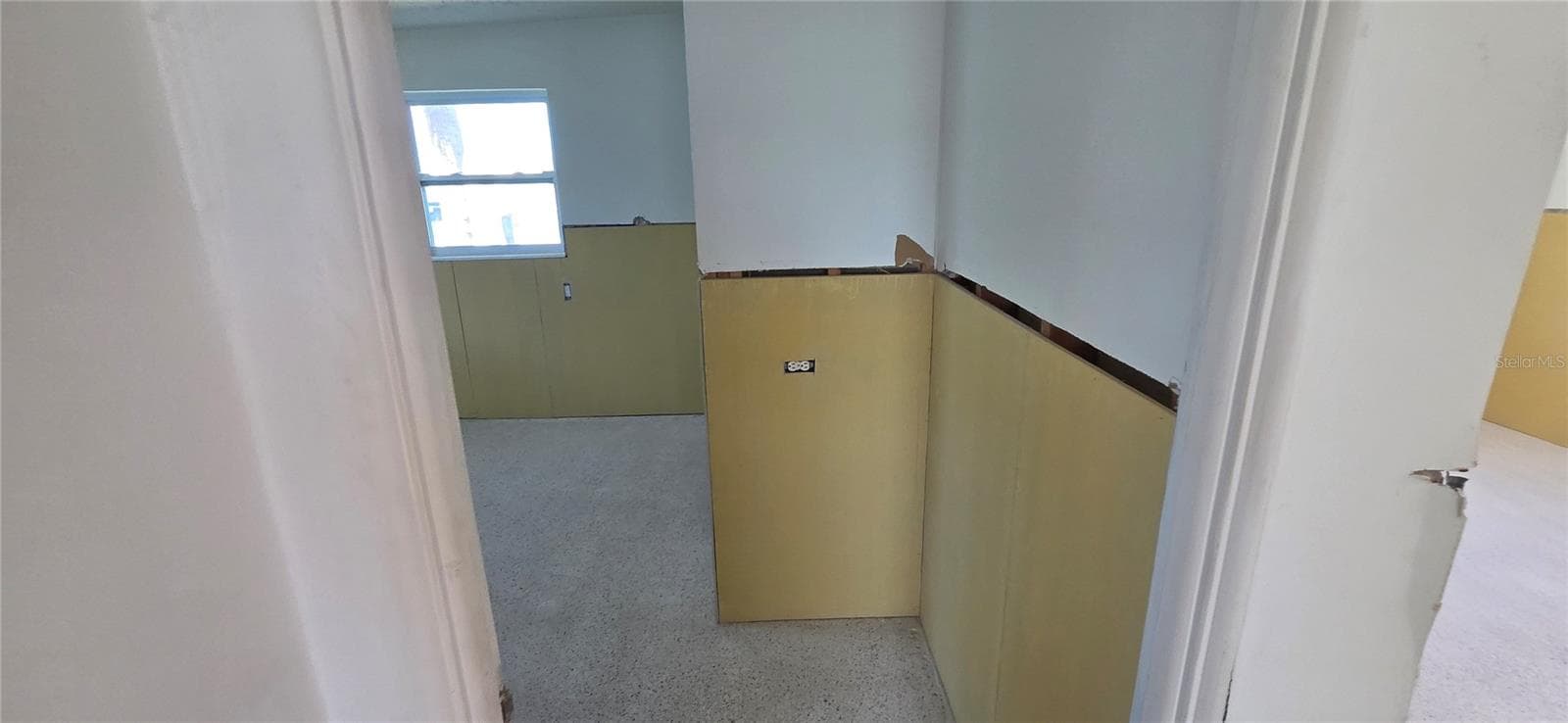 Single Family Residence at 13320 CAROL DR, HUDSON, photo 20 of 30