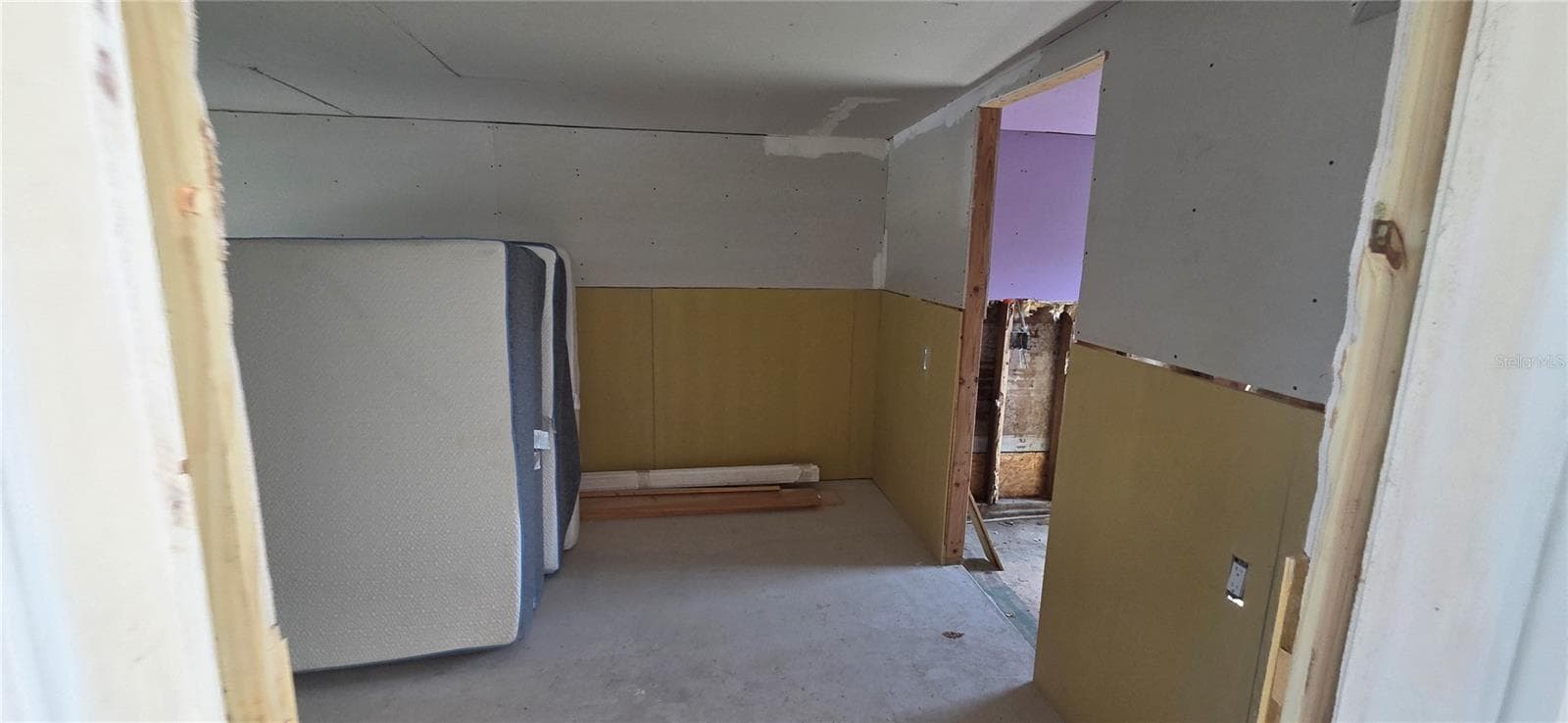 Single Family Residence at 13320 CAROL DR, HUDSON, photo 24 of 30