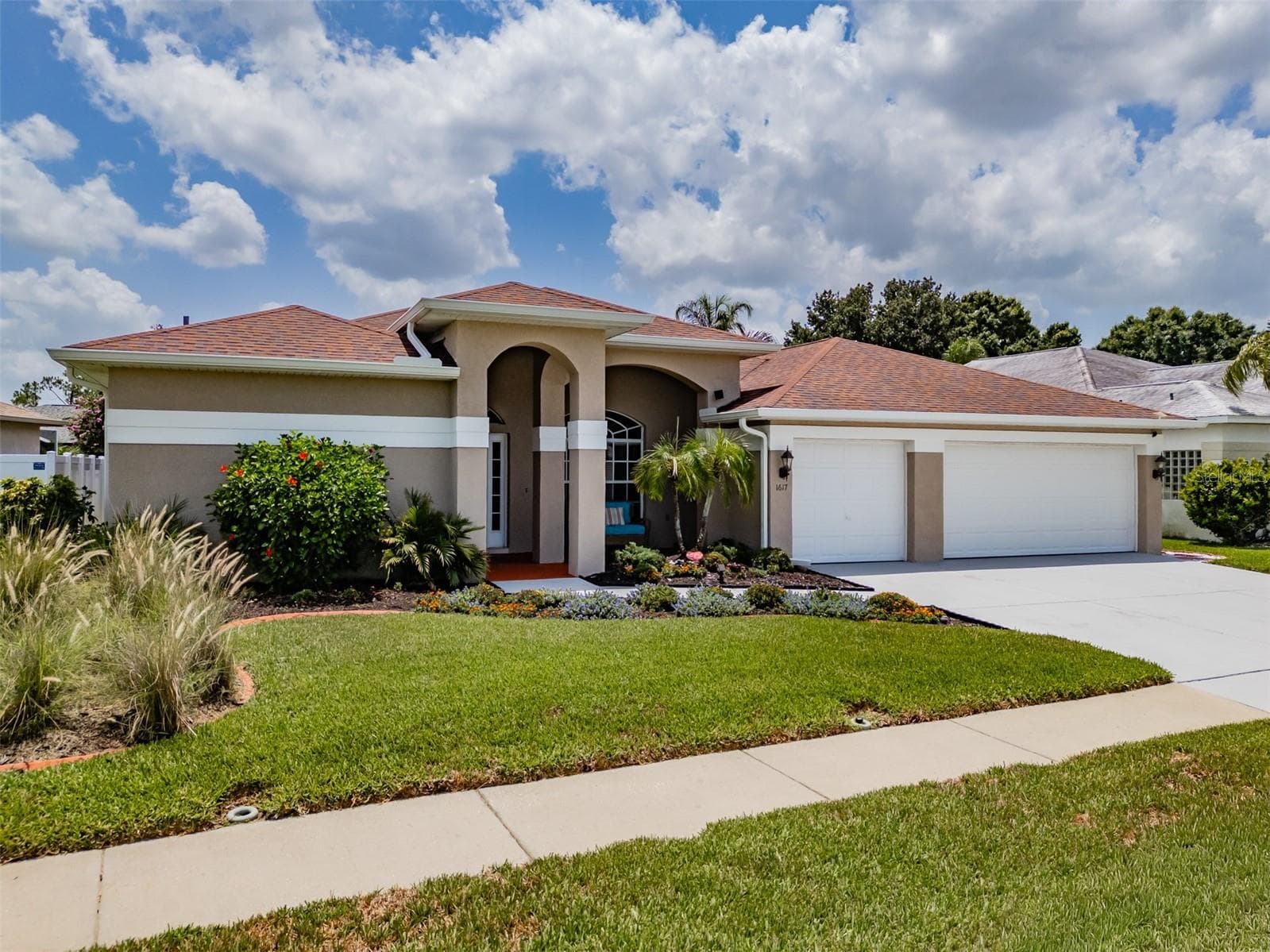 Single Family Residence at 1617 VISTOSO LN, SUN CITY CENTER, photo 9 of 39