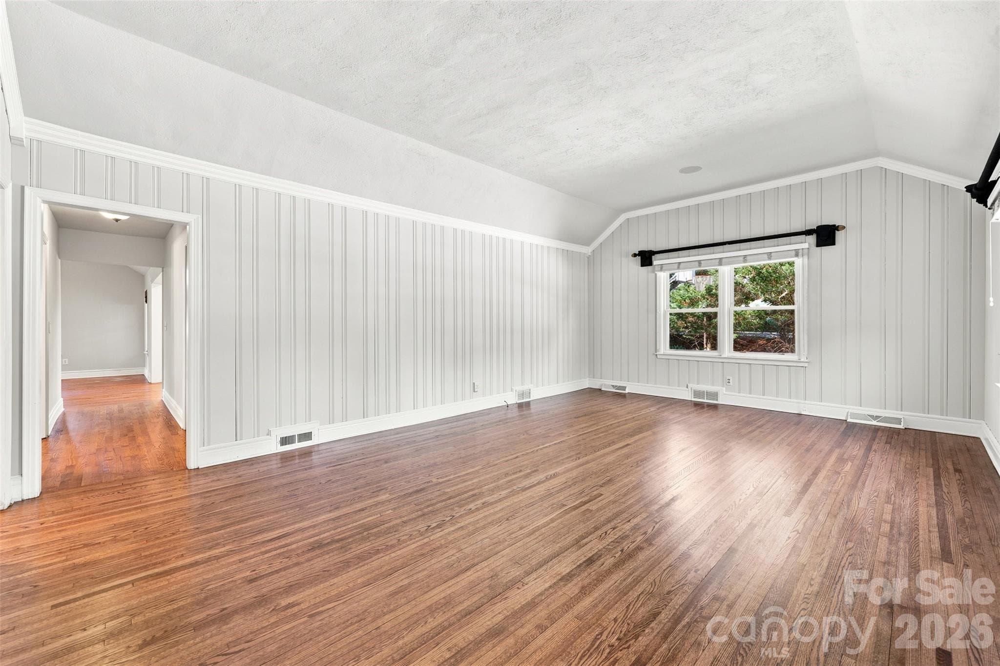 Single Family Residence at 4467 Woodlark Lane, Charlotte, photo 3 of 48