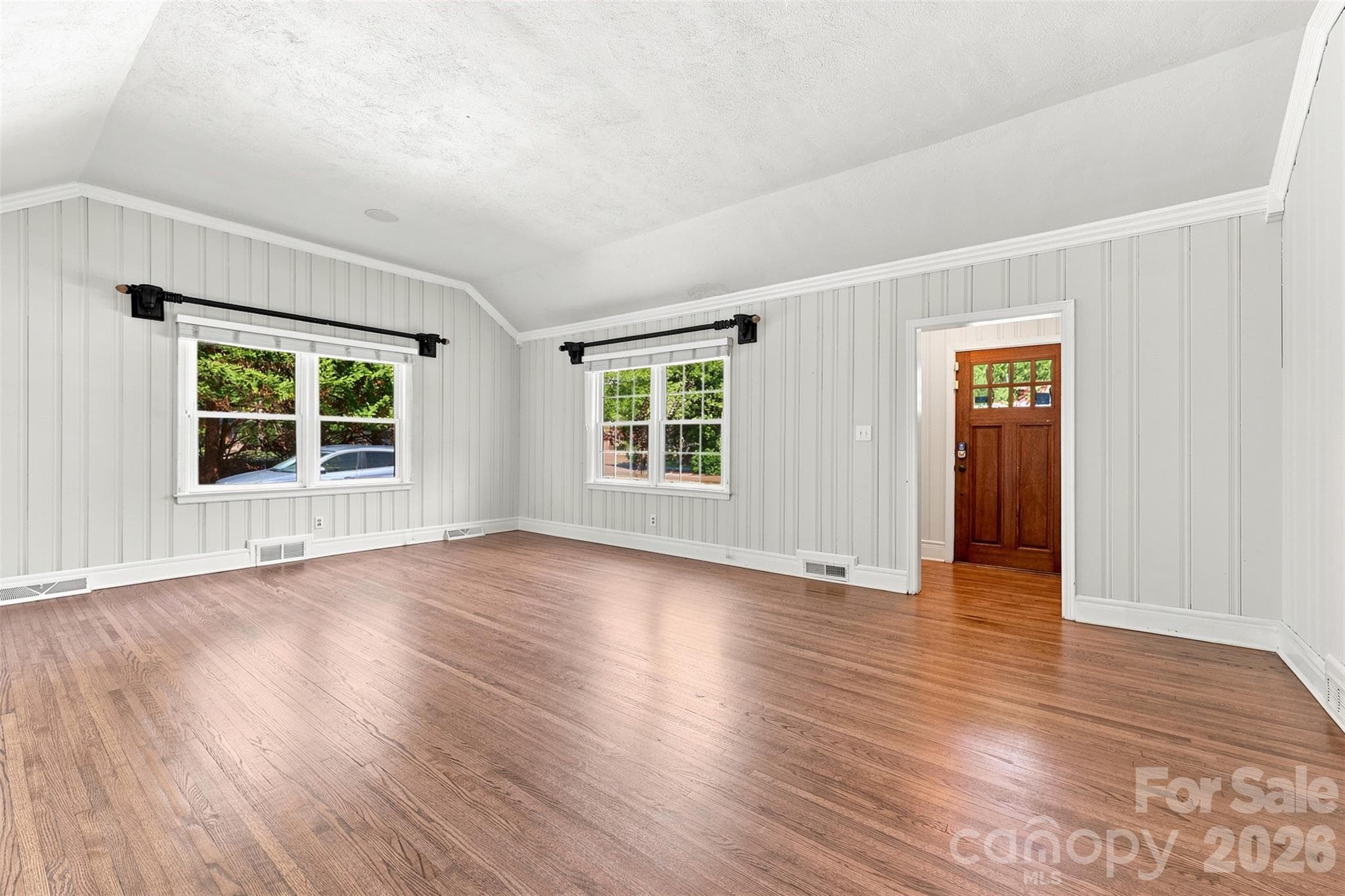 Single Family Residence at 4467 Woodlark Lane, Charlotte, photo 4 of 48