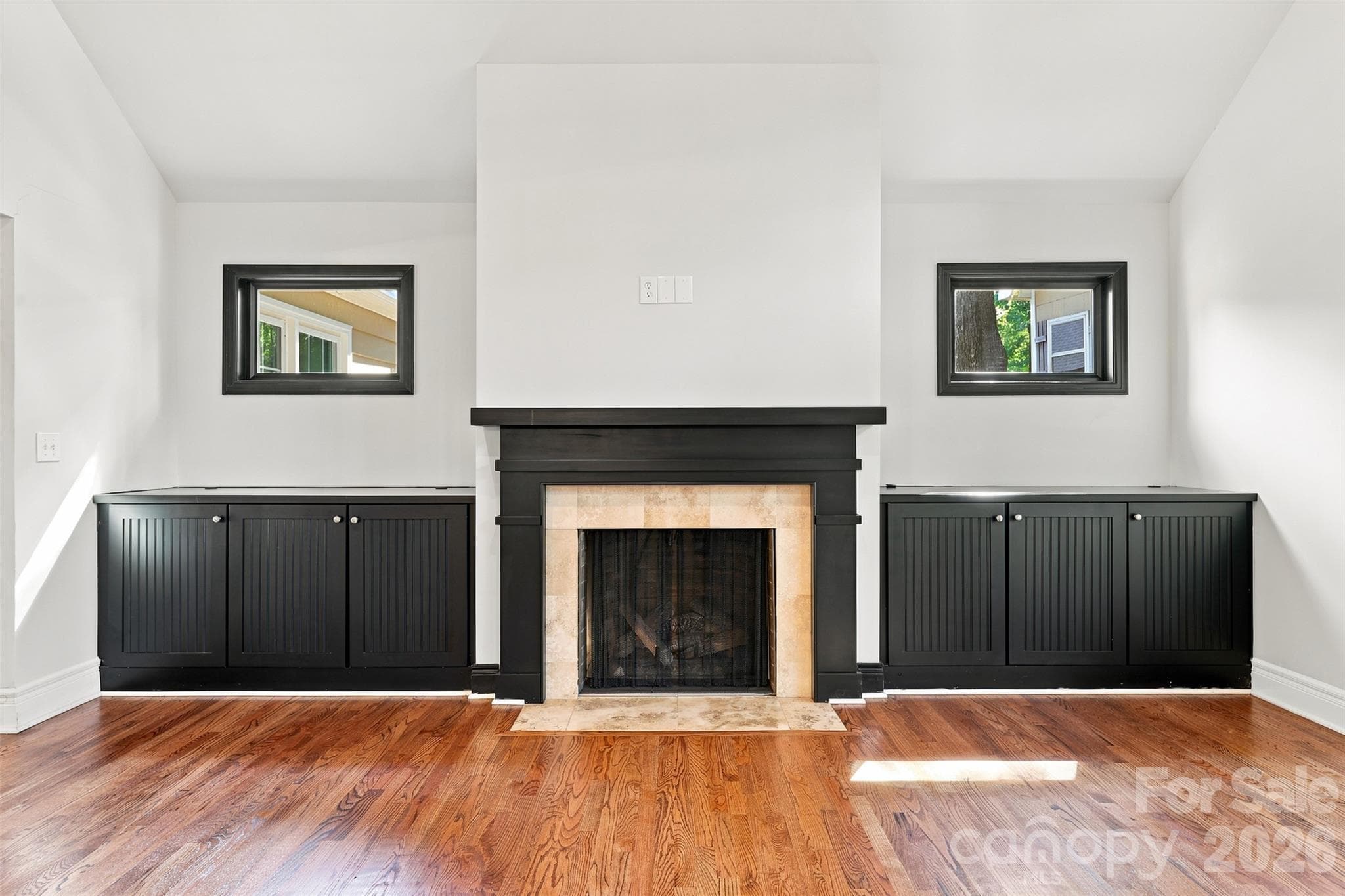 Single Family Residence at 4467 Woodlark Lane, Charlotte, photo 10 of 48