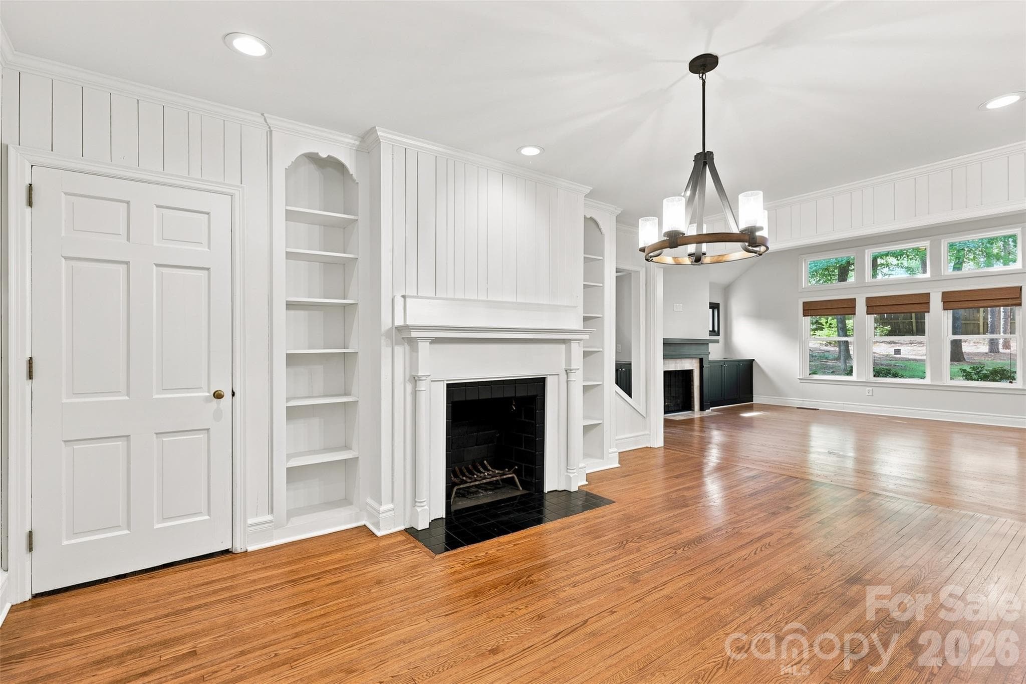 Single Family Residence at 4467 Woodlark Lane, Charlotte, photo 13 of 48
