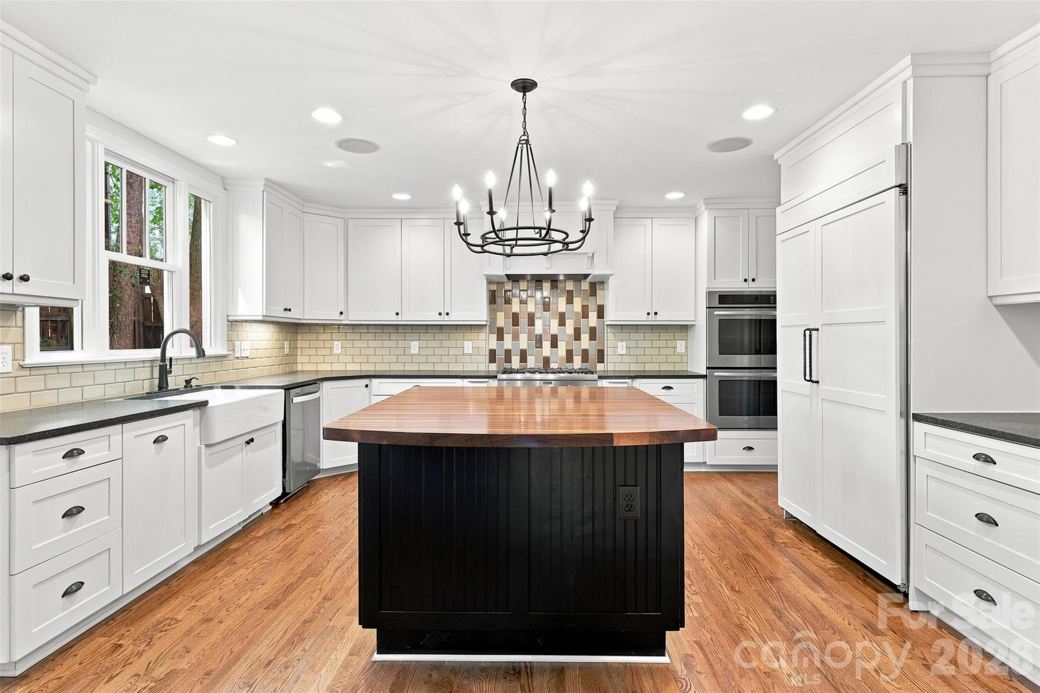 Single Family Residence at 4467 Woodlark Lane, Charlotte, photo 14 of 48