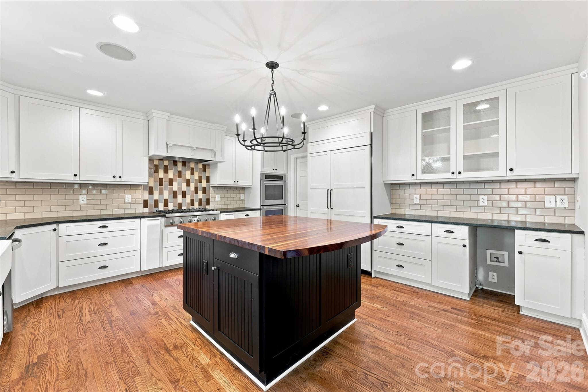 Single Family Residence at 4467 Woodlark Lane, Charlotte, photo 18 of 48