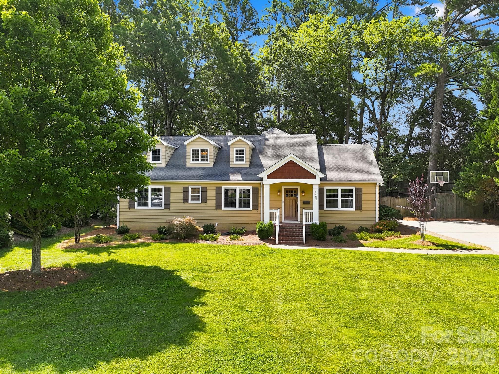Single Family Residence at 4467 Woodlark Lane, Charlotte, photo 42 of 48